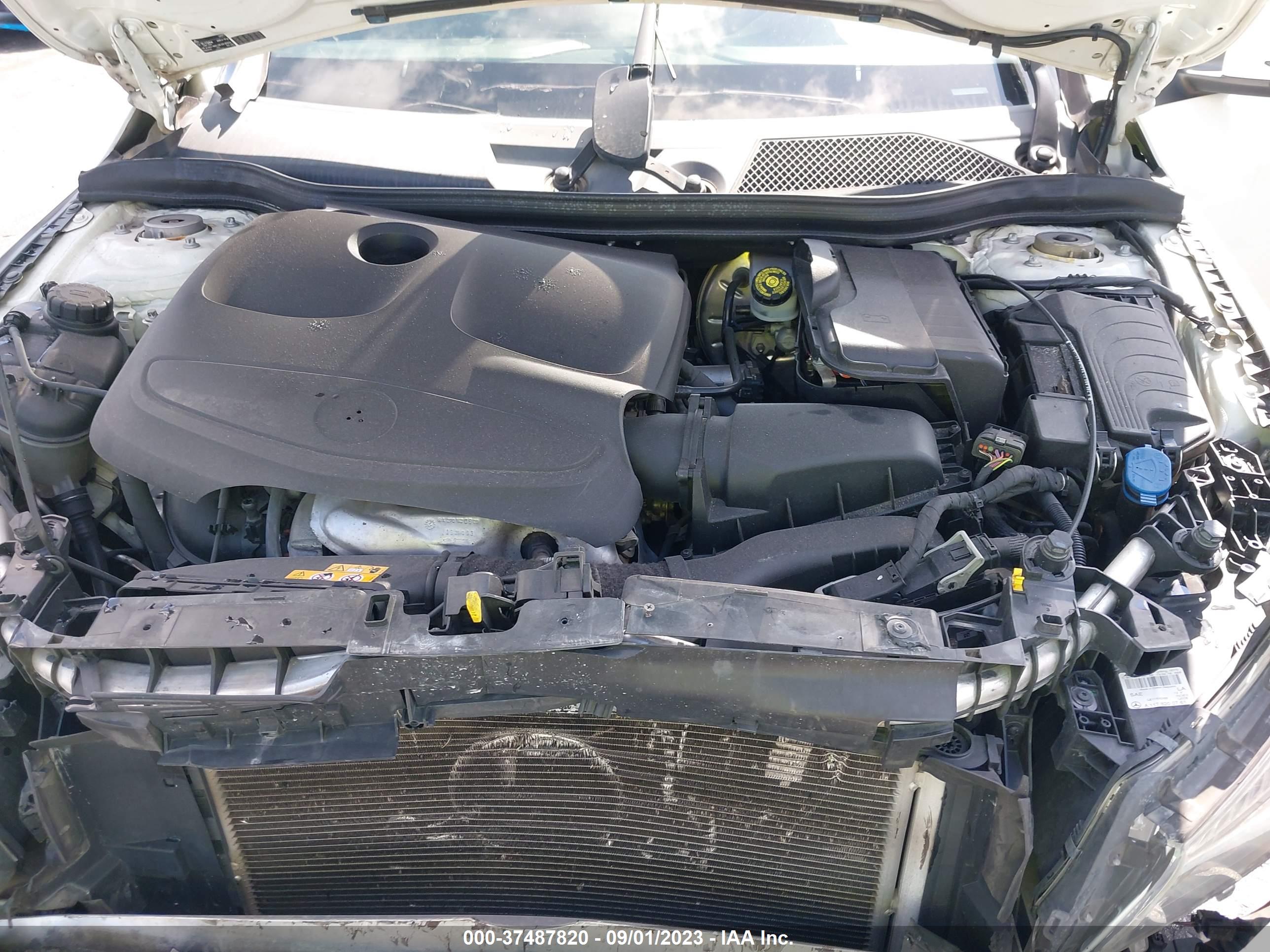 MERCEDES-BENZ CLA image 10