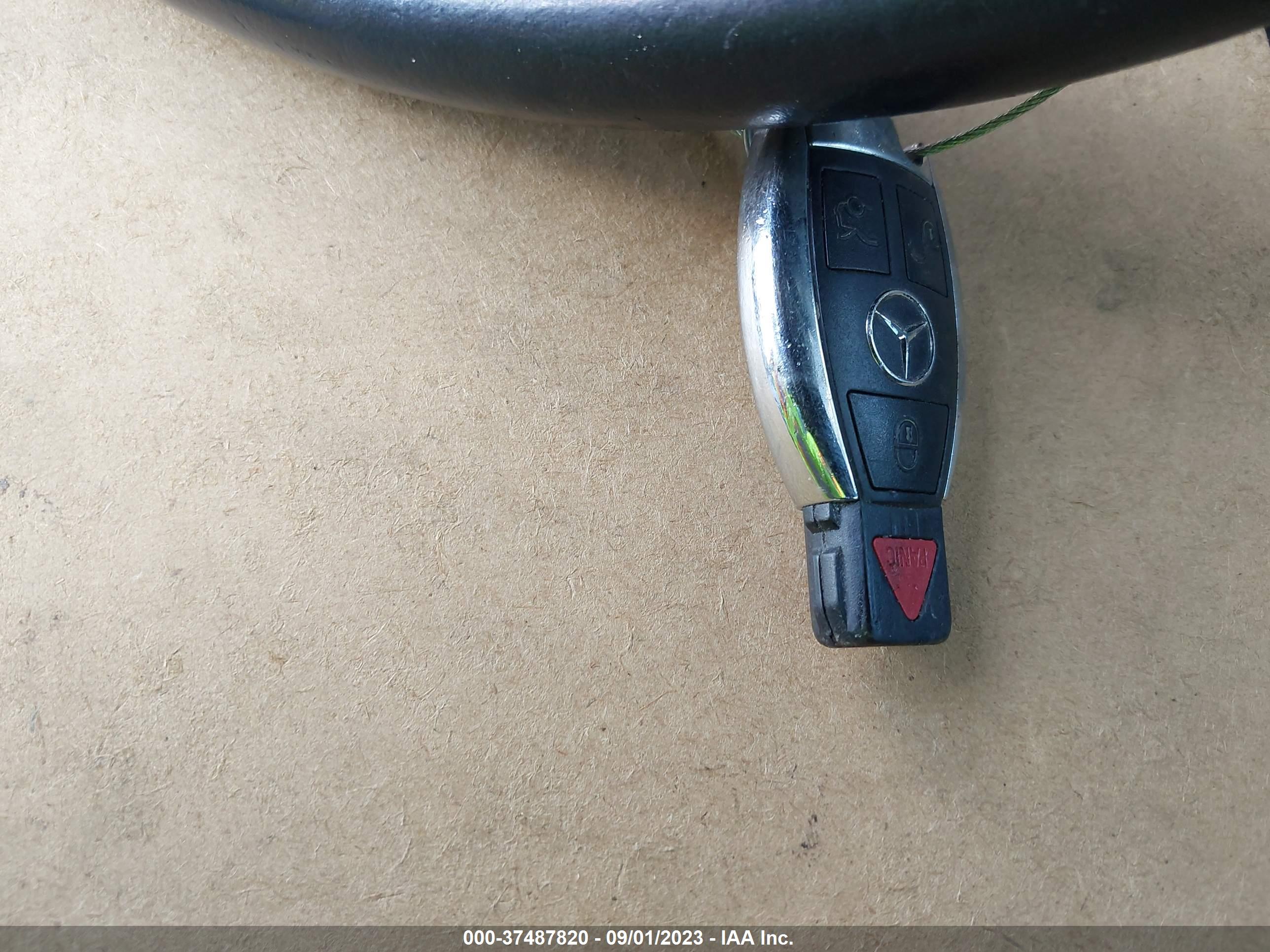 MERCEDES-BENZ CLA image 11