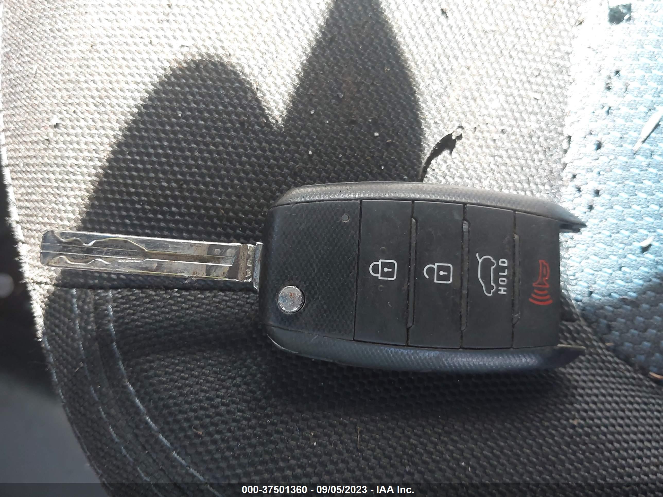 KIA SPORTAGE image 11