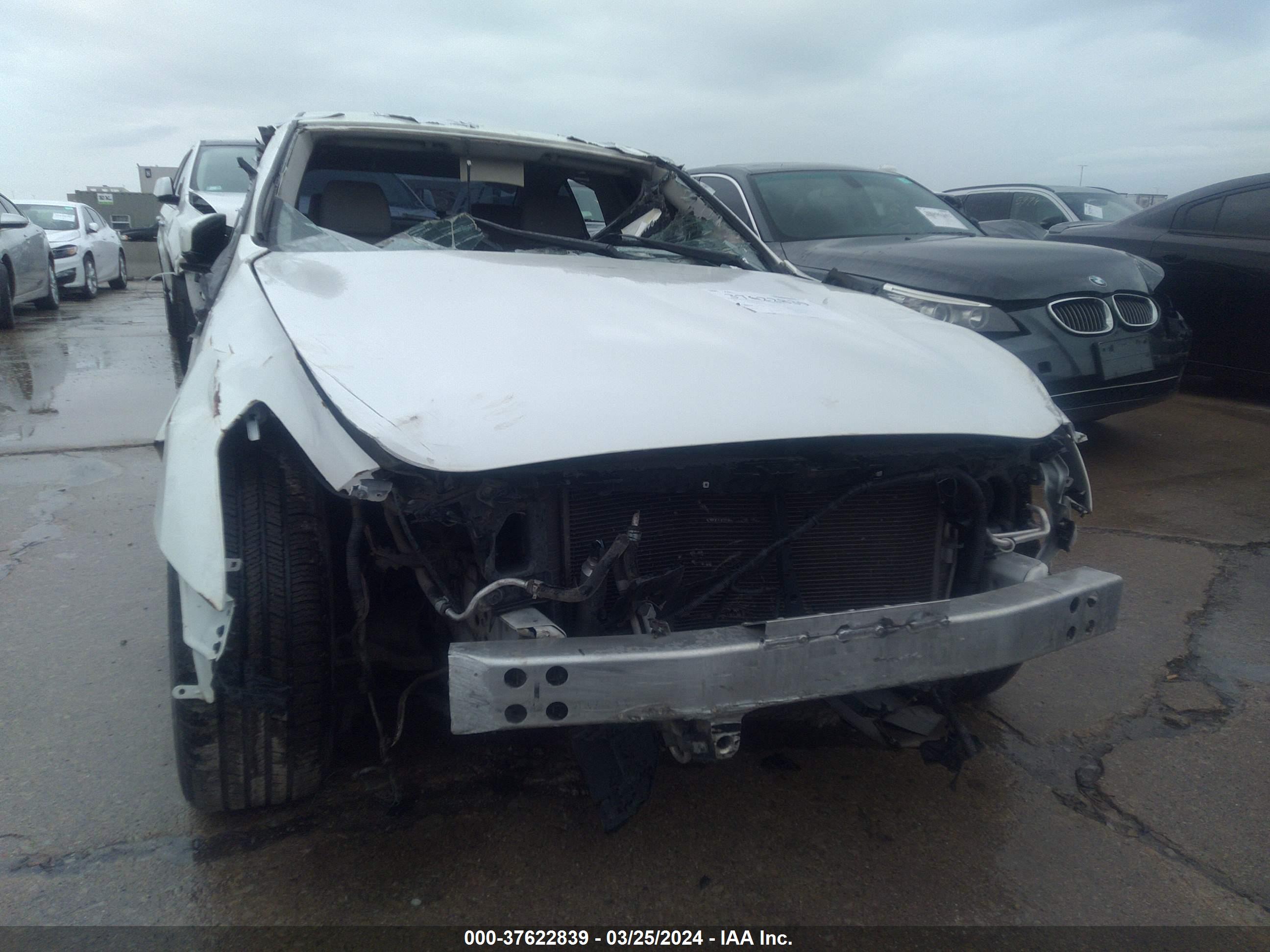 INFINITI G37 image 6