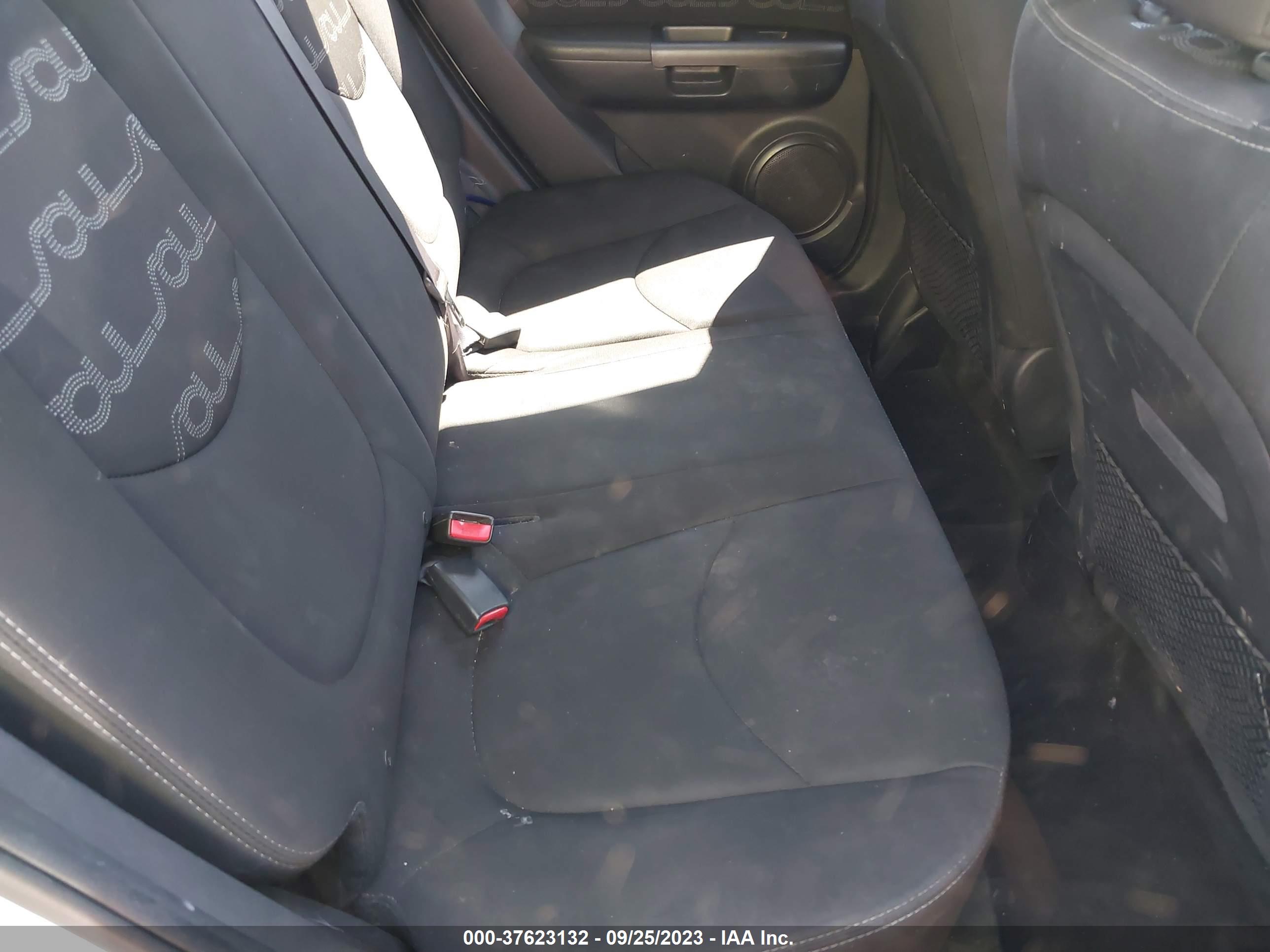 KIA SOUL image 8