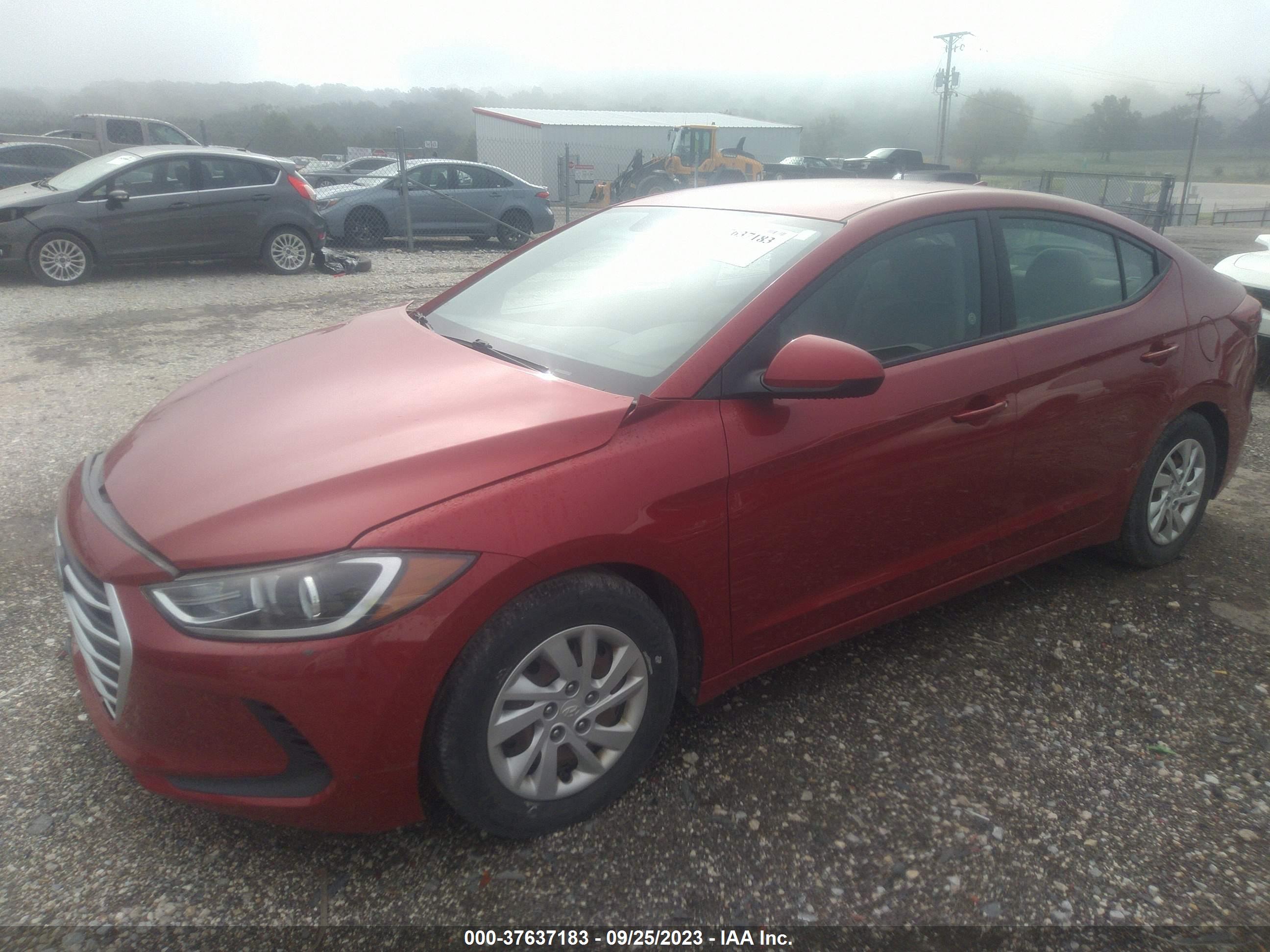 HYUNDAI ELANTRA image 2