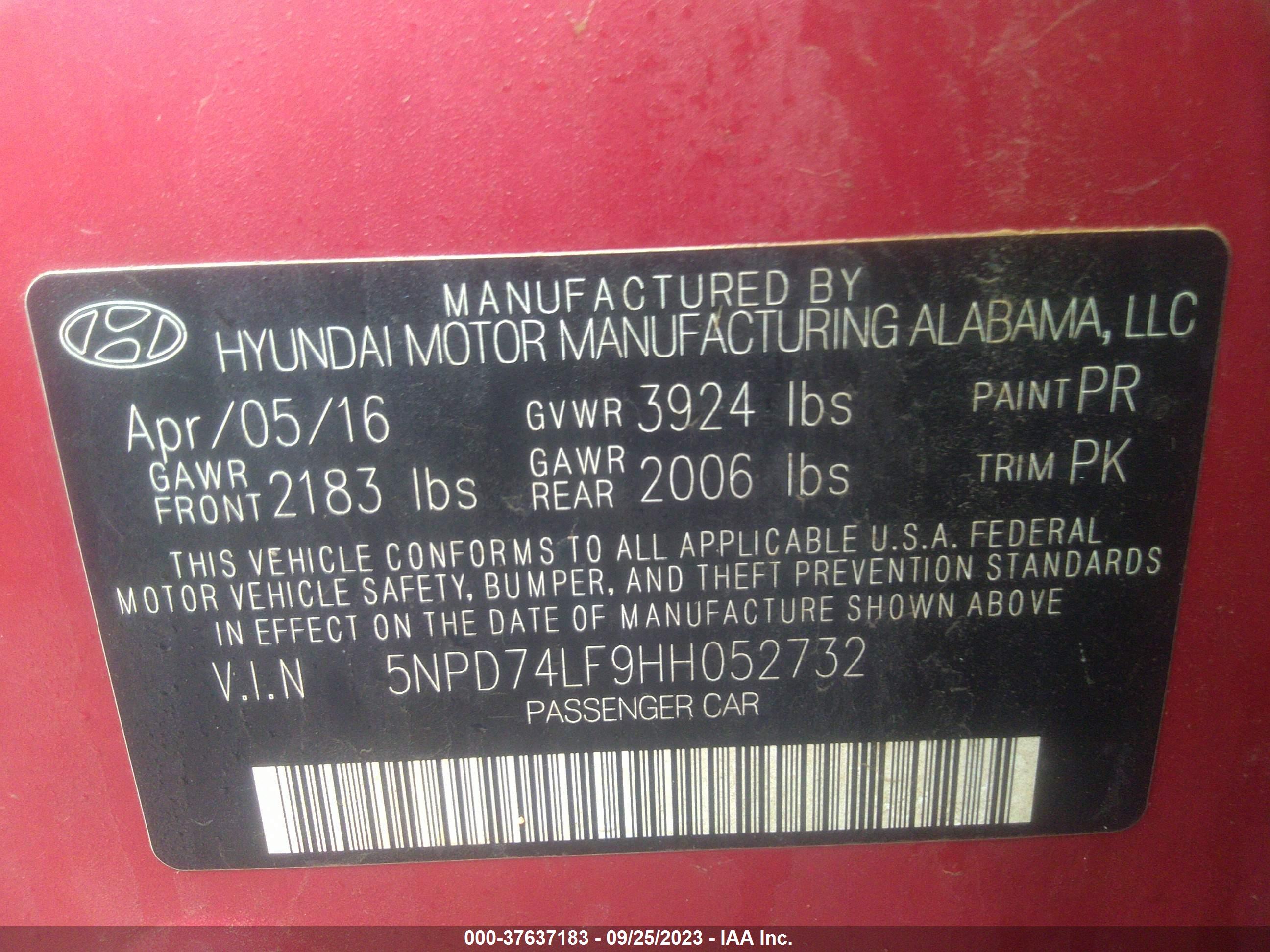 HYUNDAI ELANTRA image 9