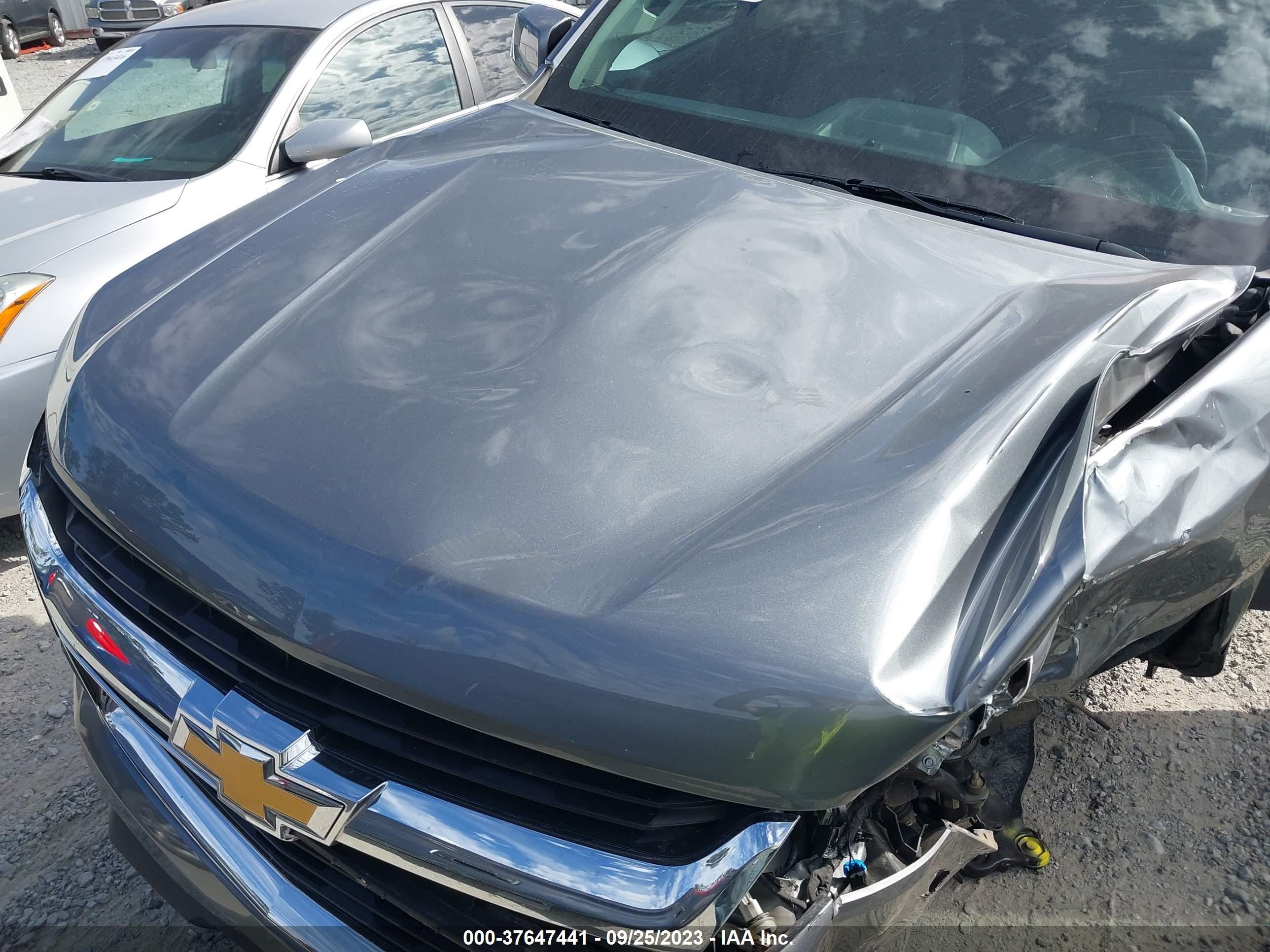 CHEVROLET COLORADO image 10