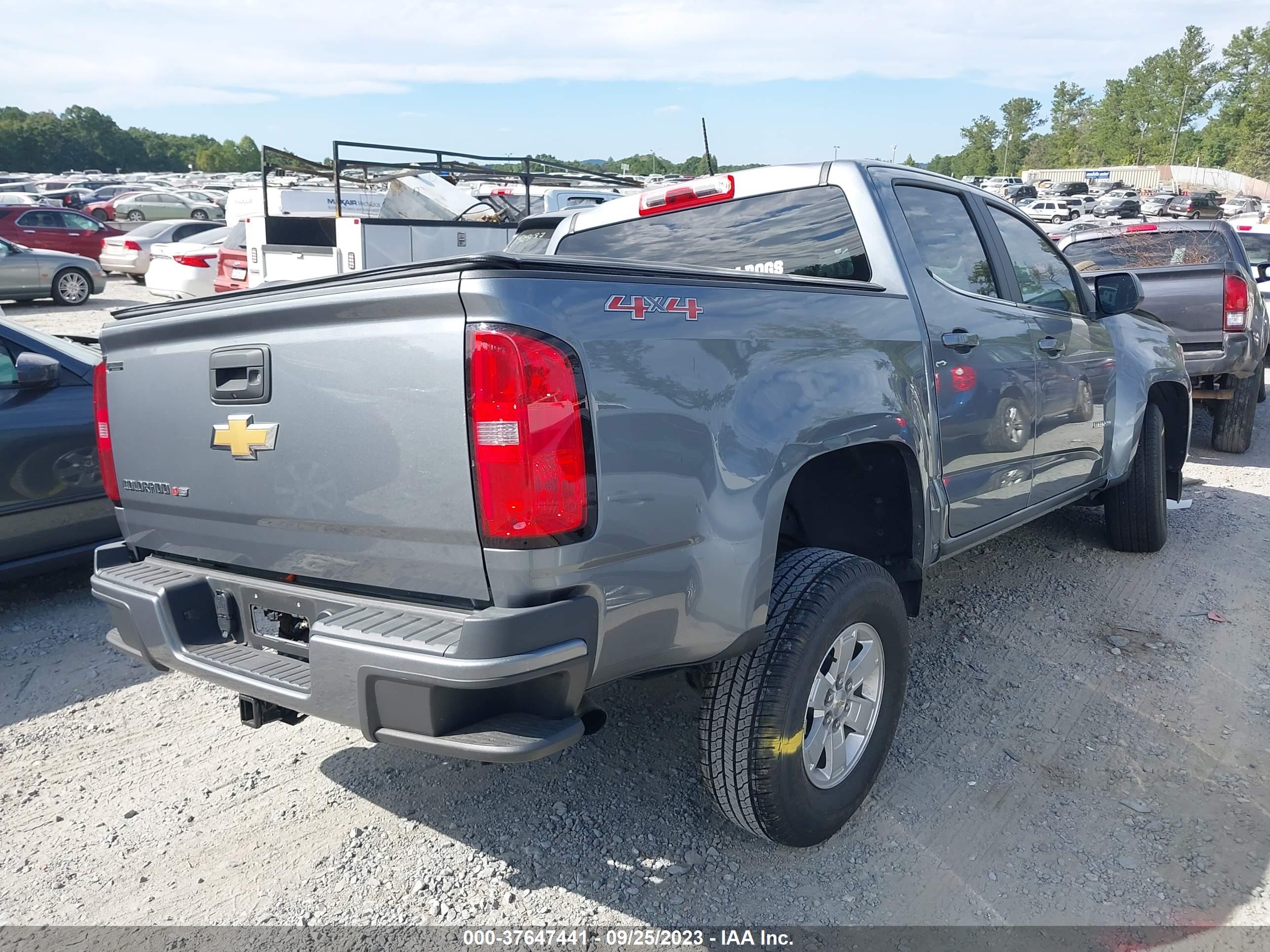 CHEVROLET COLORADO image 4