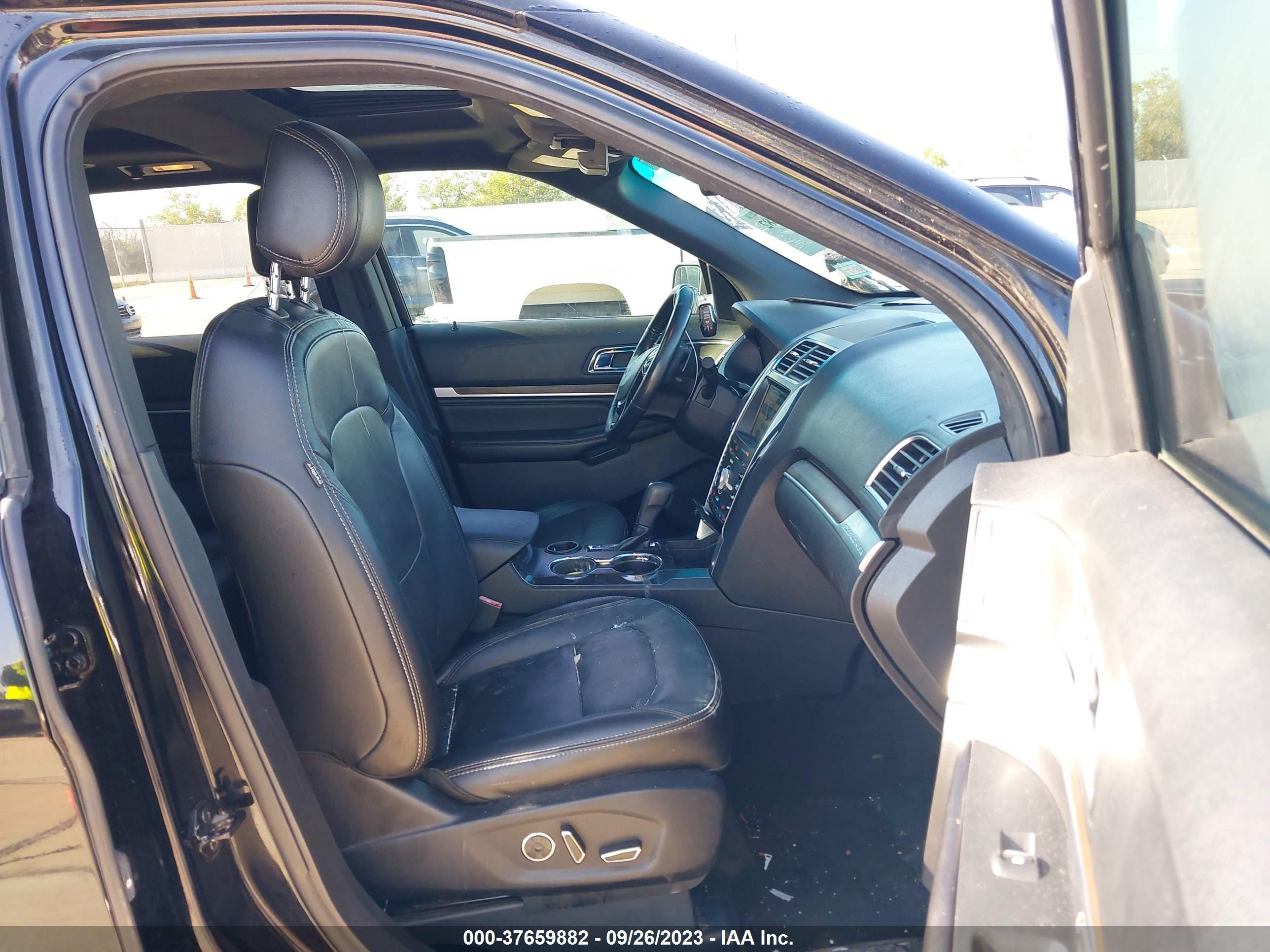 FORD EXPLORER image 5