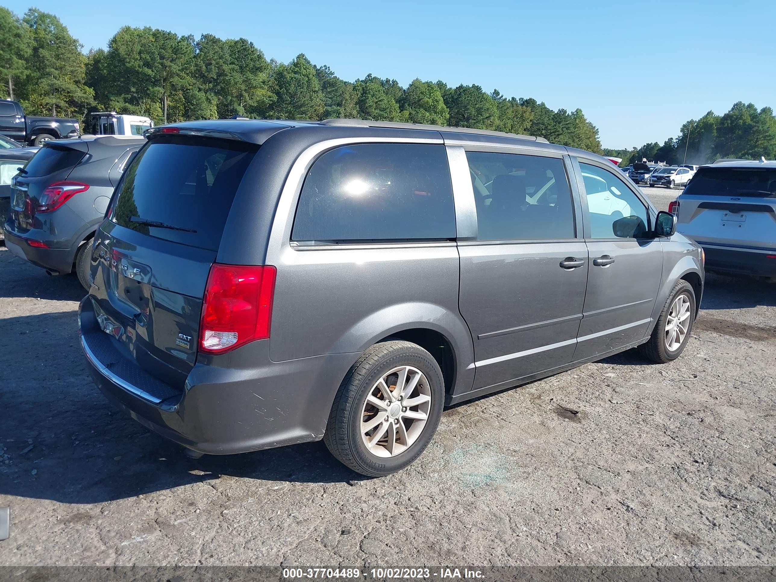 DODGE GRAND image 4