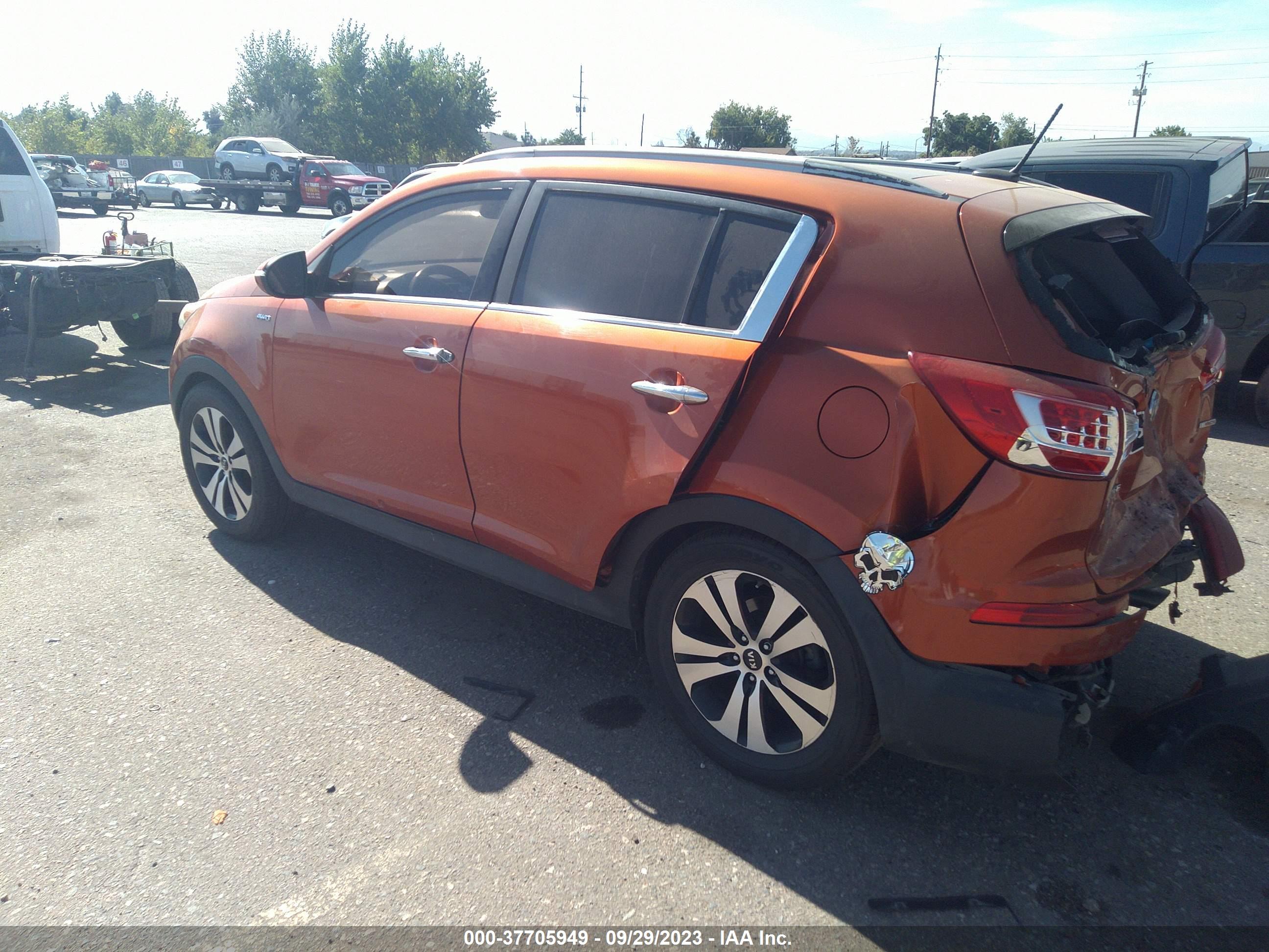 KIA SPORTAGE image 3