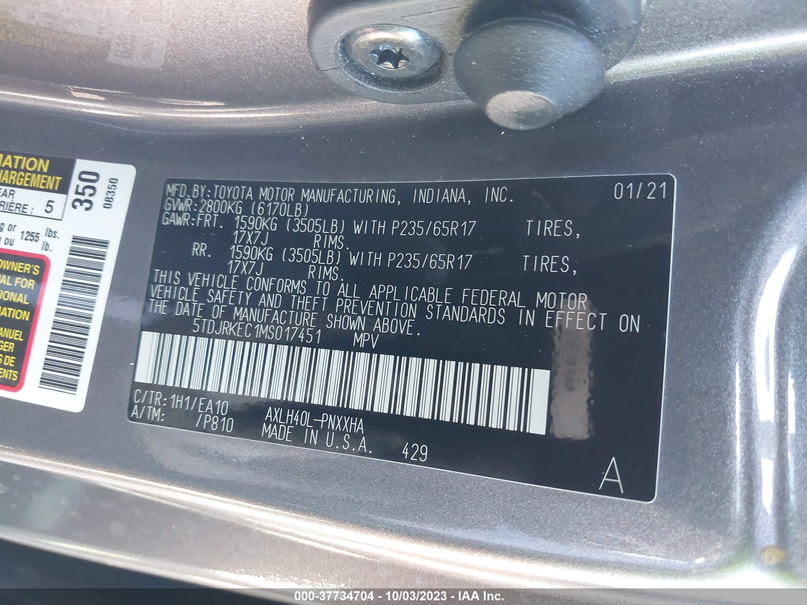 TOYOTA SIENNA image 9
