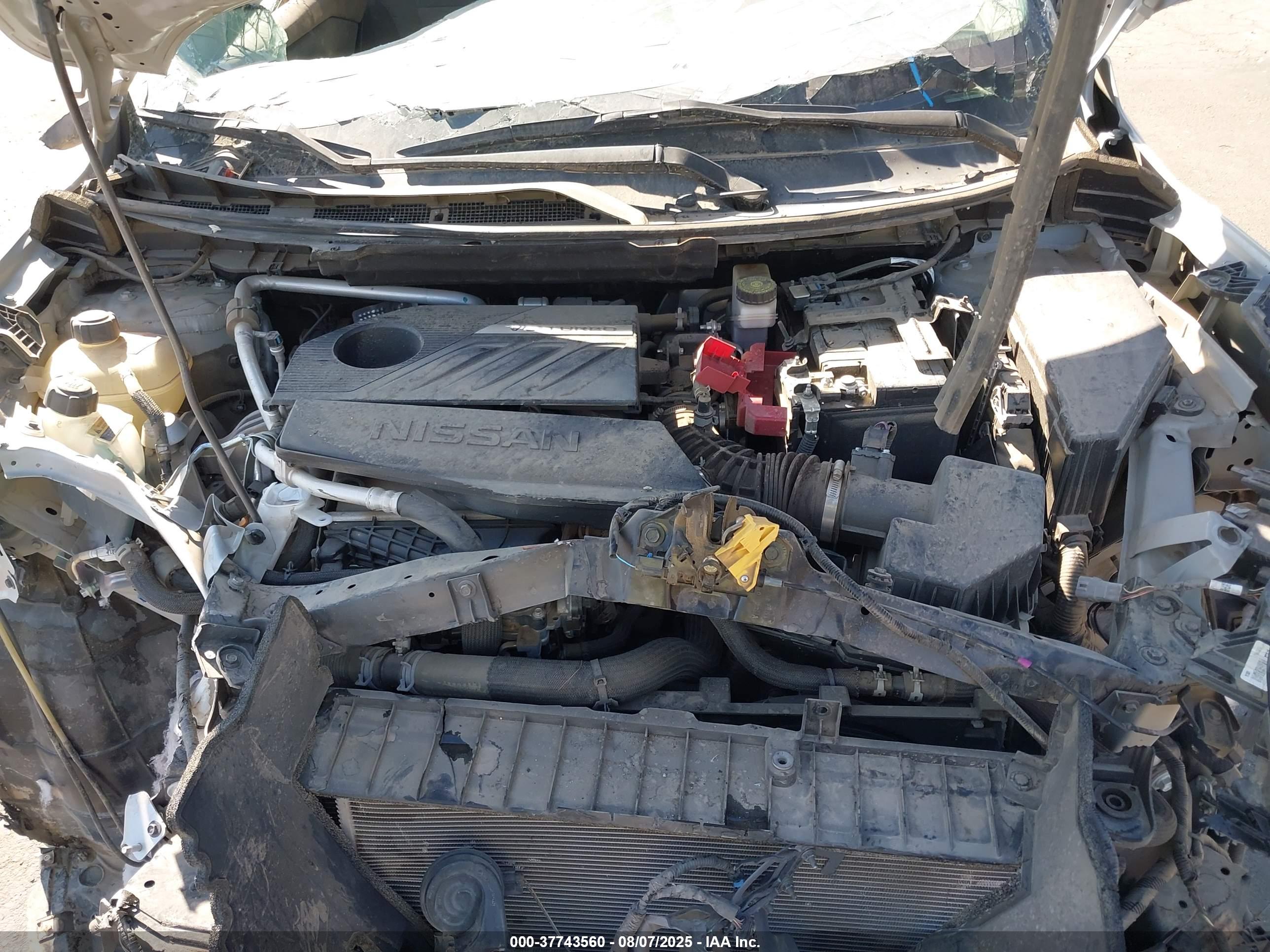NISSAN ROGUE image 10