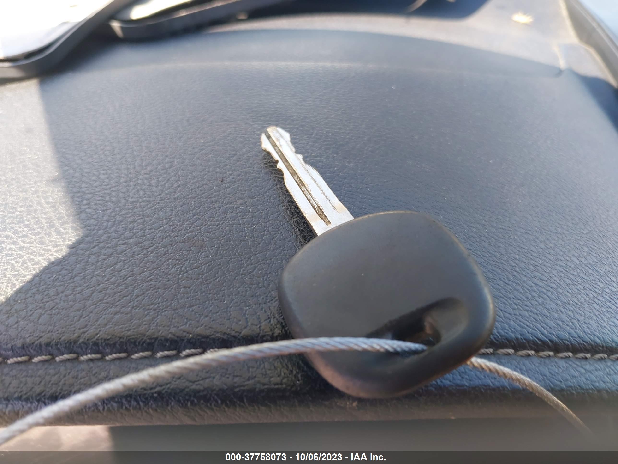 TOYOTA CAMRY image 11