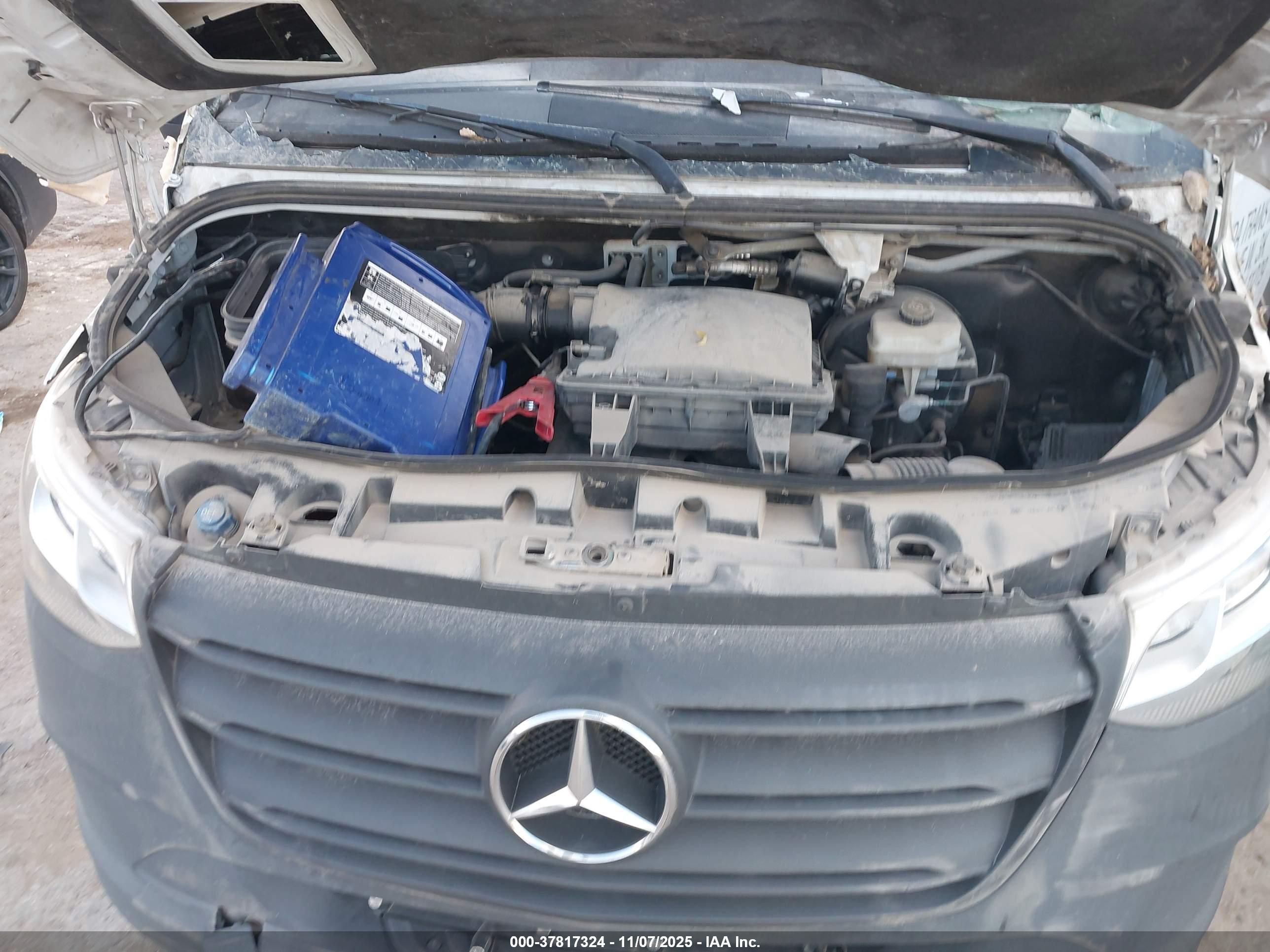 MERCEDES-BENZ SPRINTER image 10