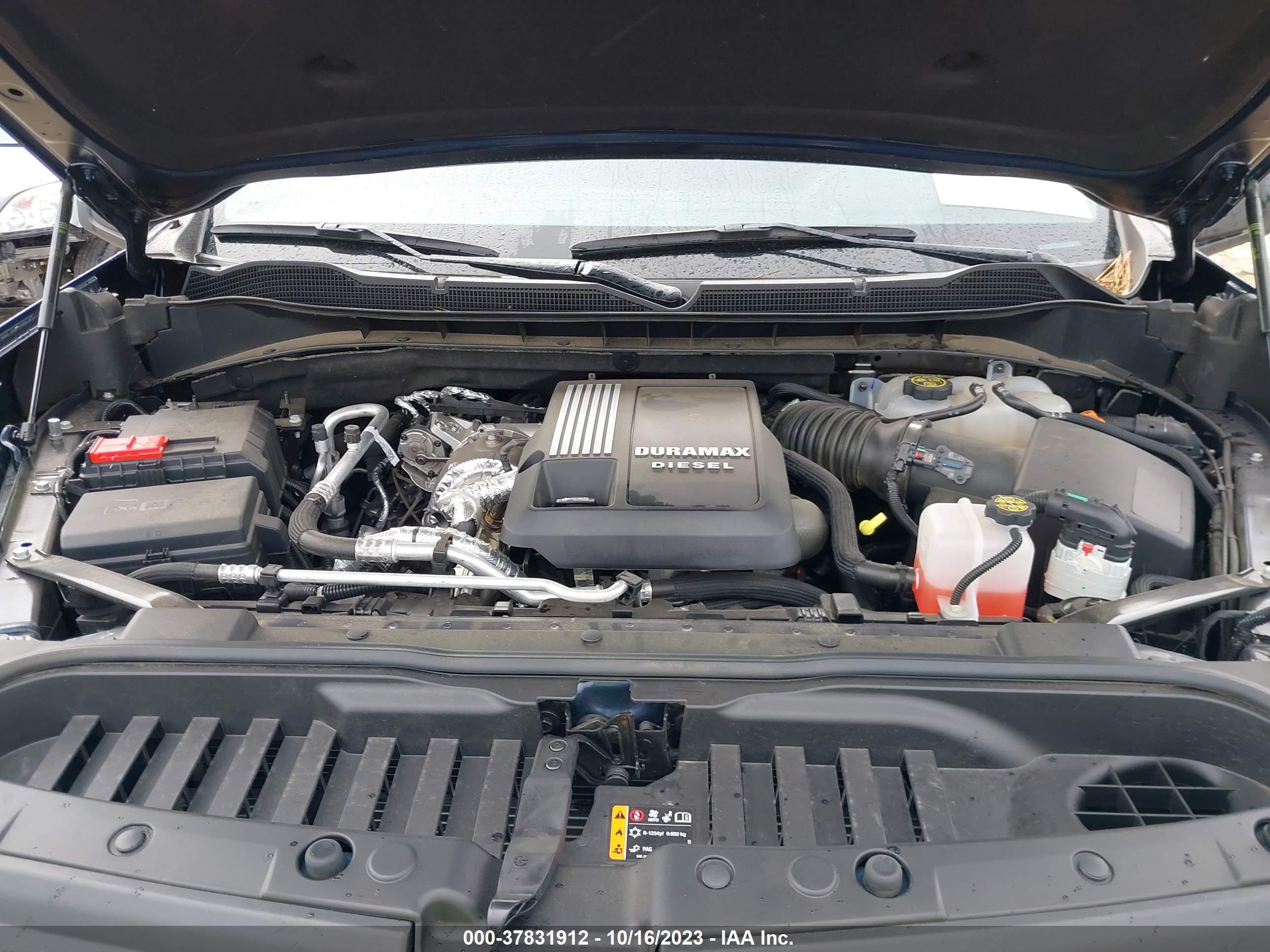CHEVROLET SILVERADO image 10