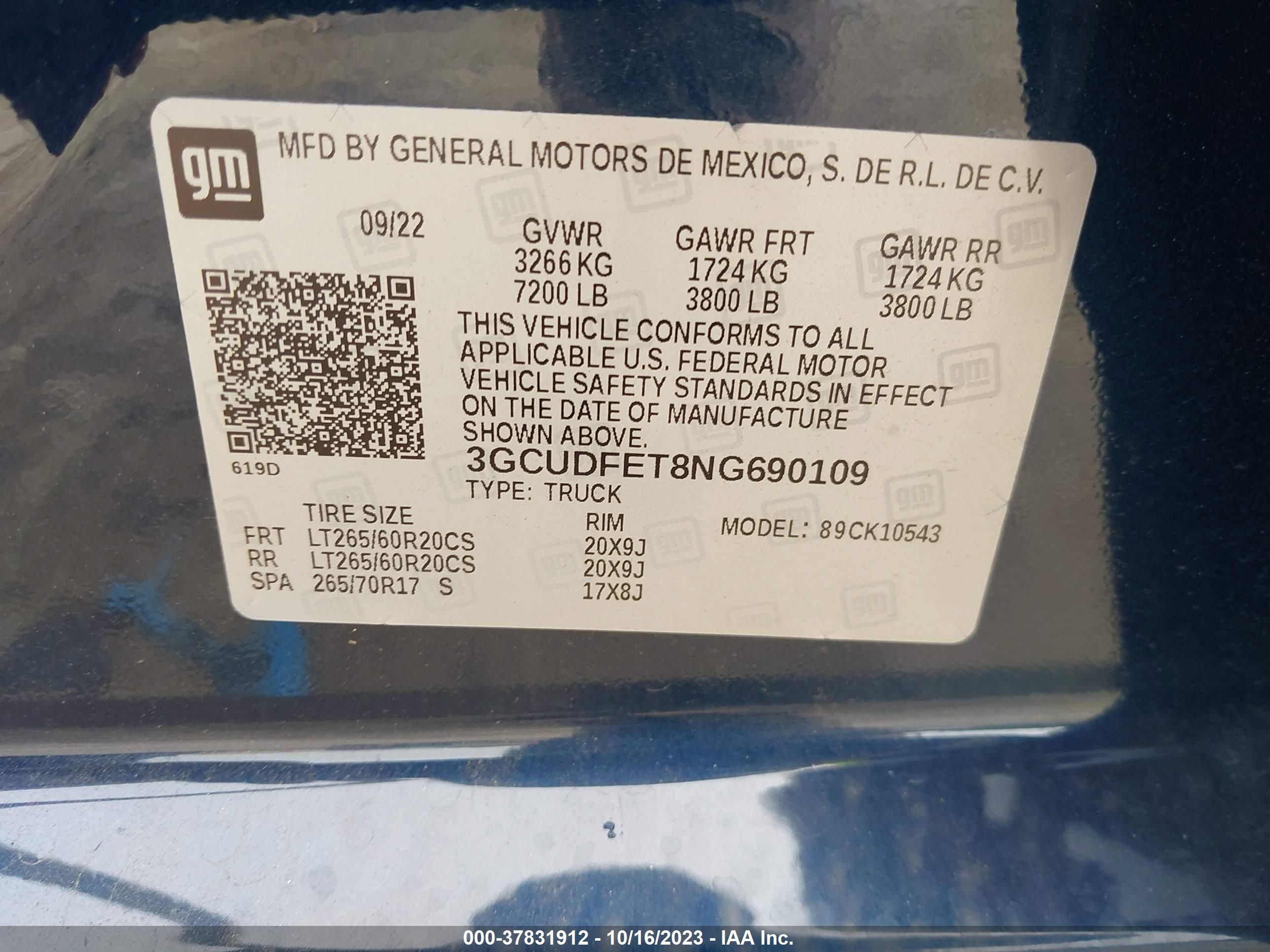 CHEVROLET SILVERADO image 9