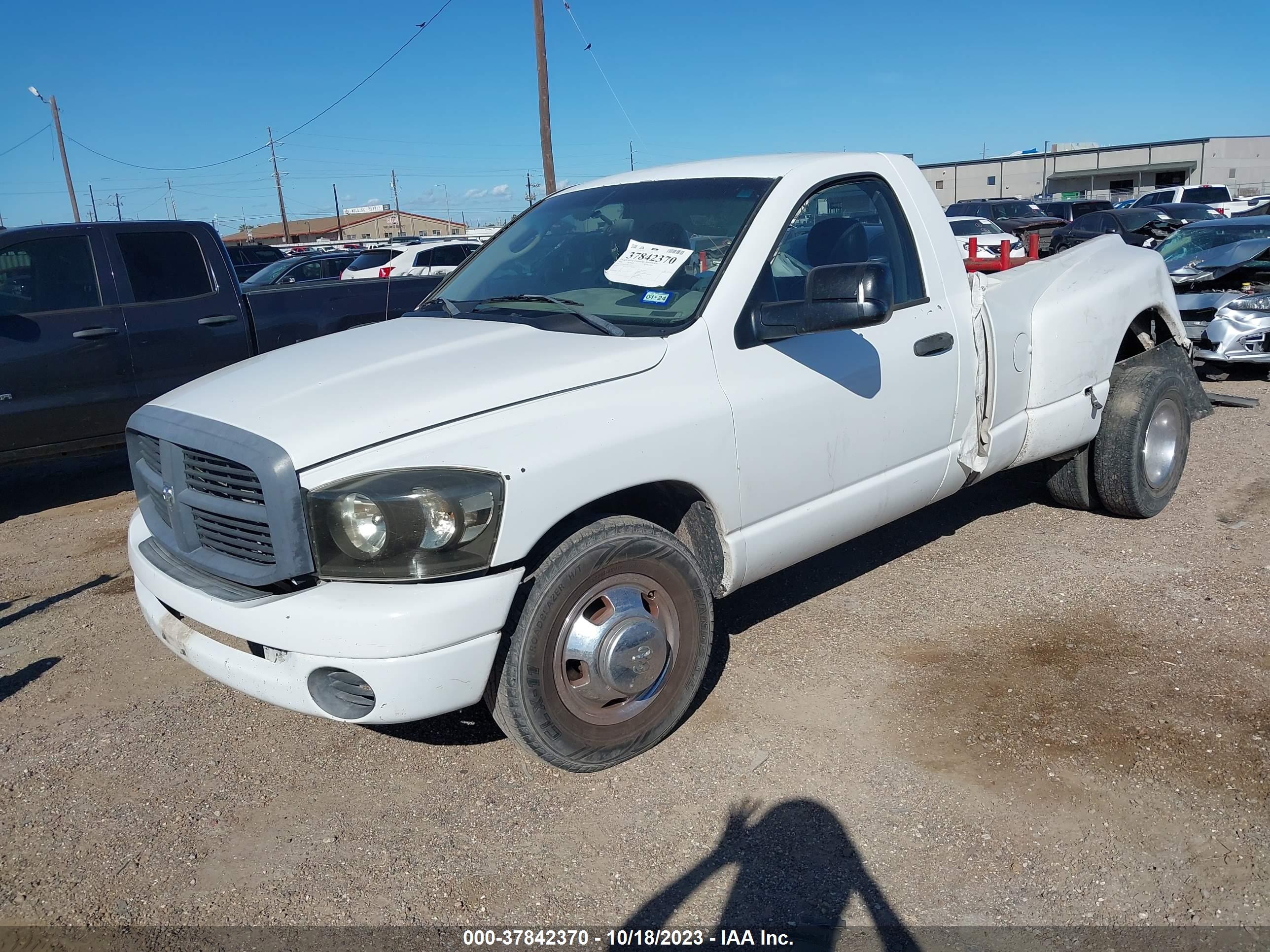DODGE RAM image 2