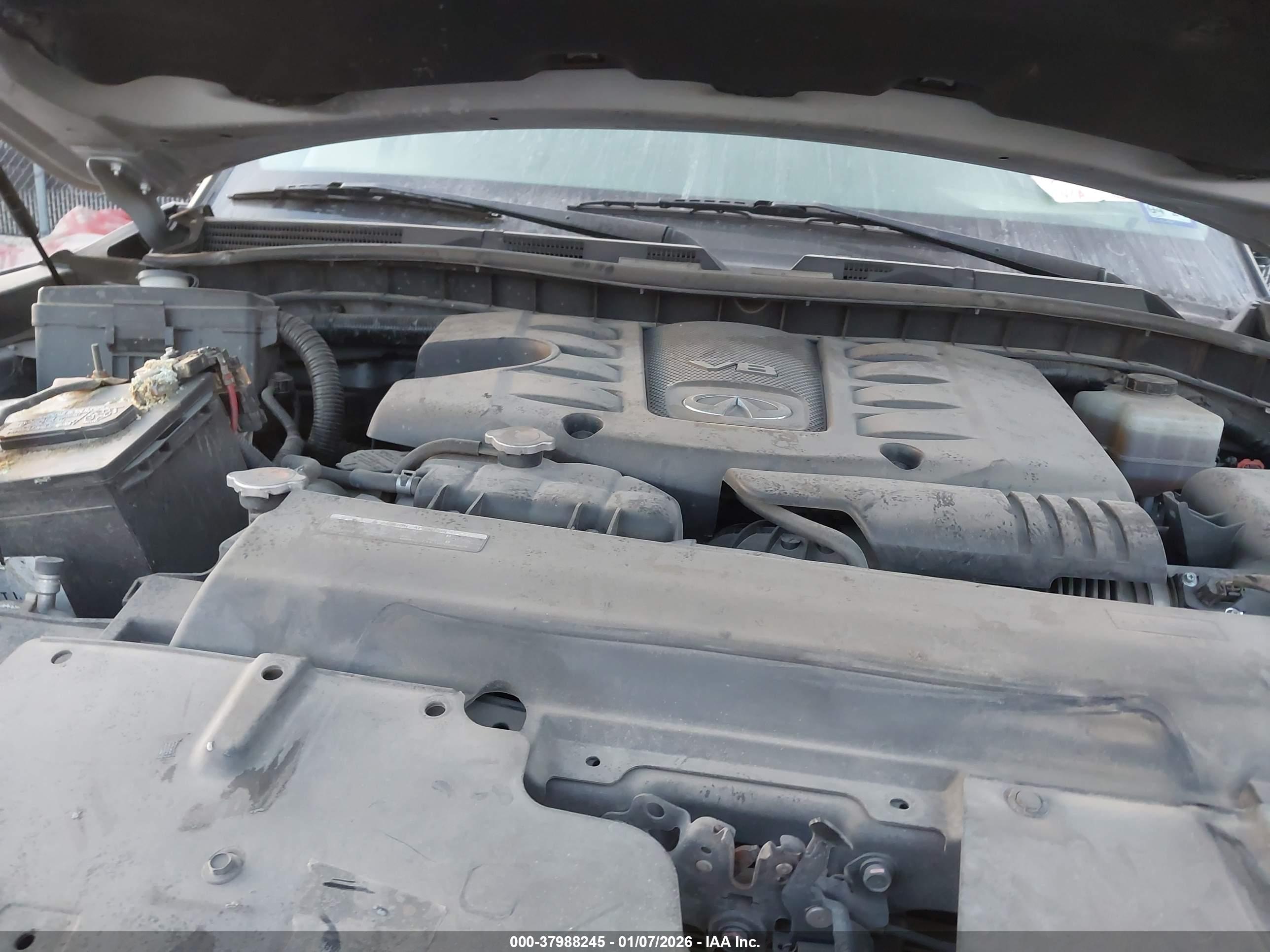 INFINITI QX80 image 10