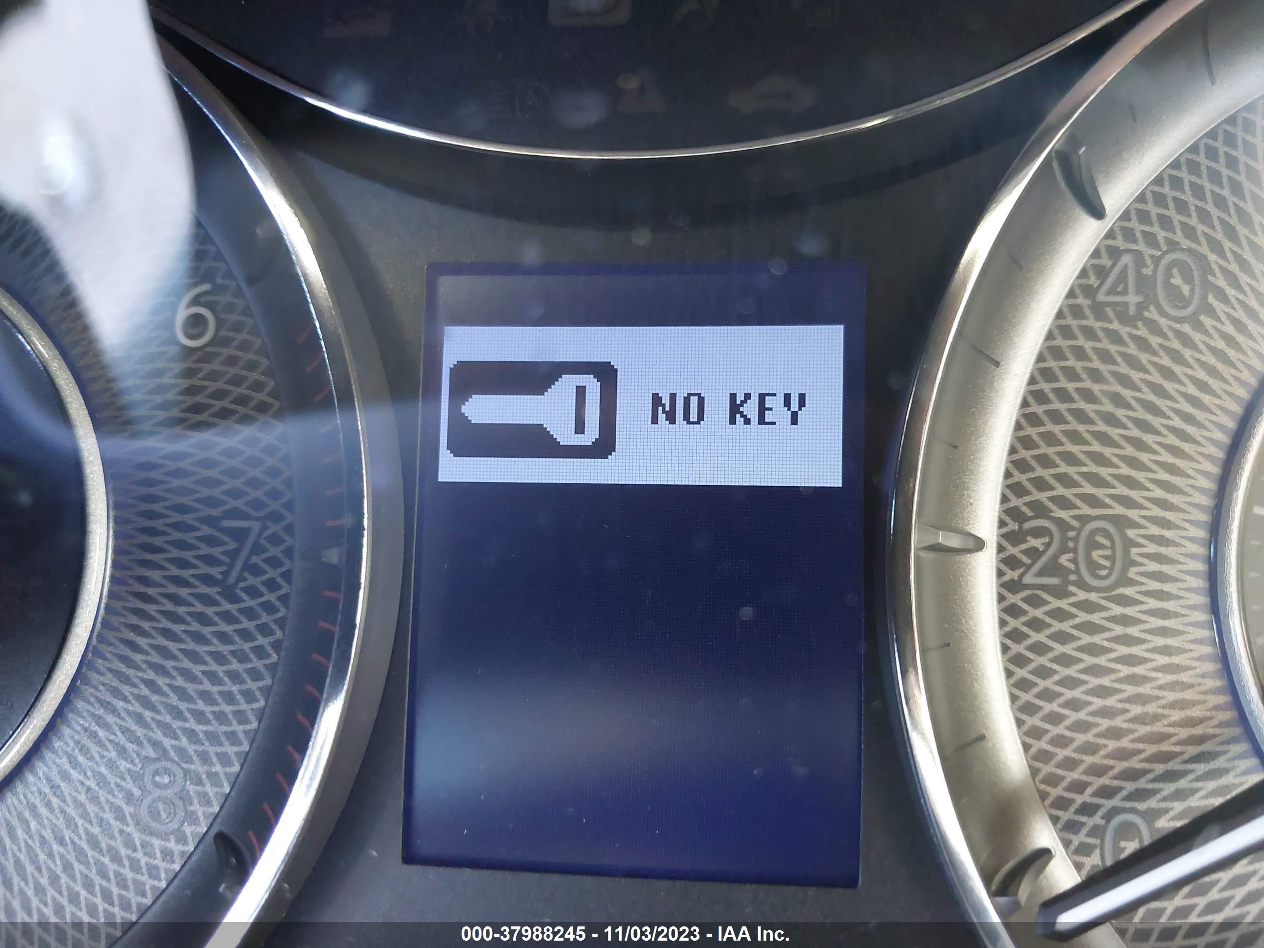 INFINITI QX80 image 7