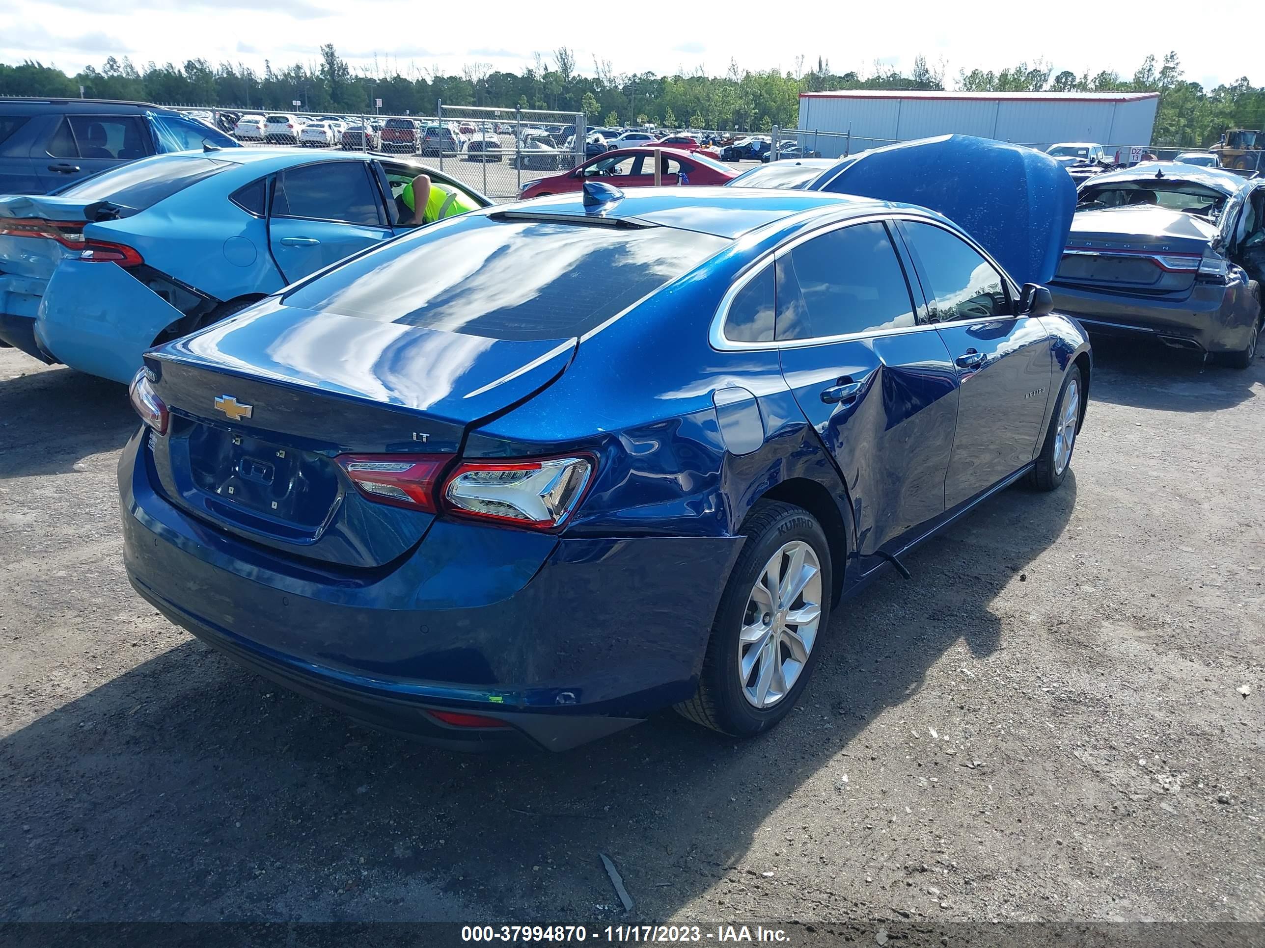 CHEVROLET MALIBU image 4