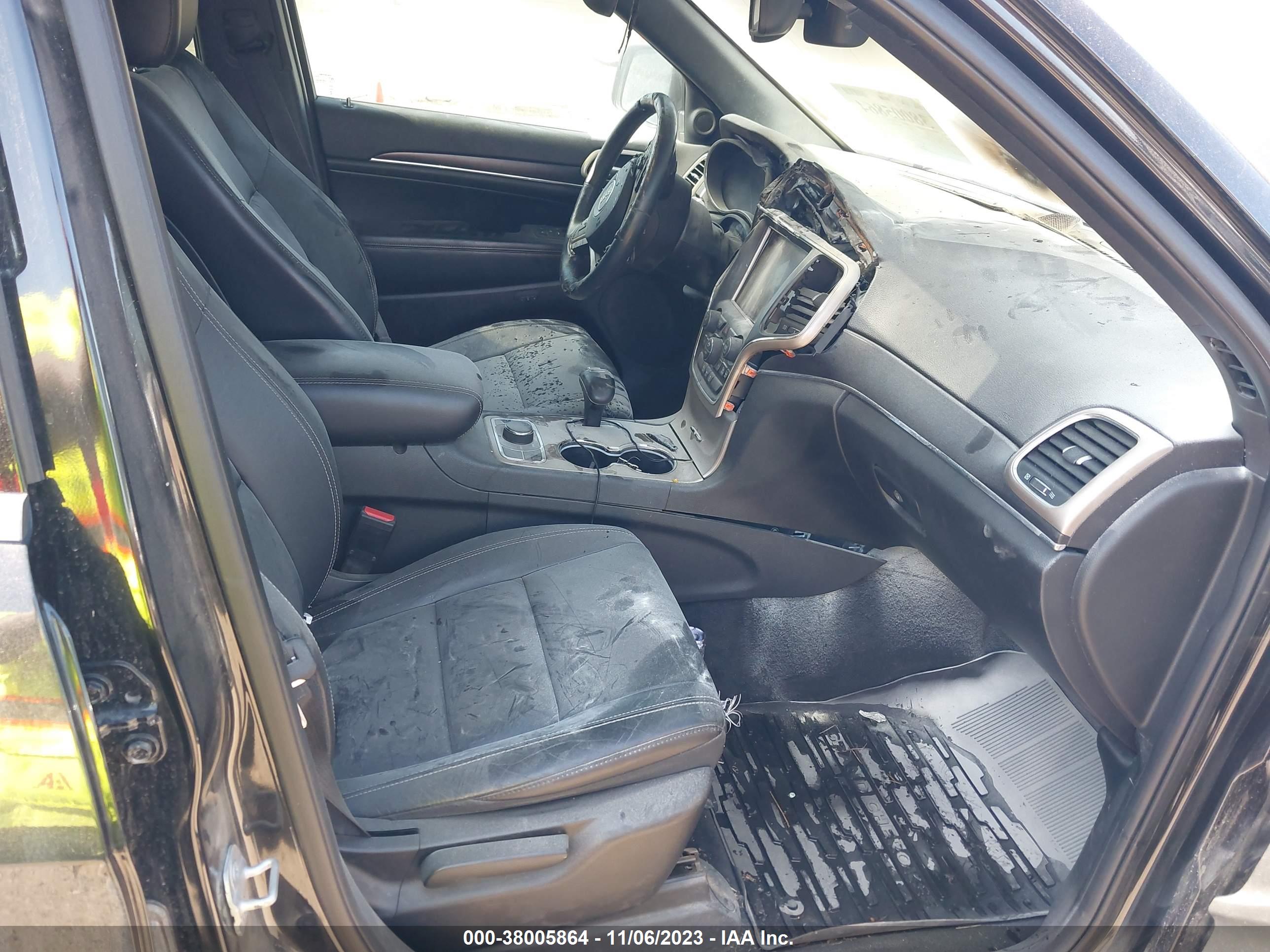 JEEP GRAND image 5