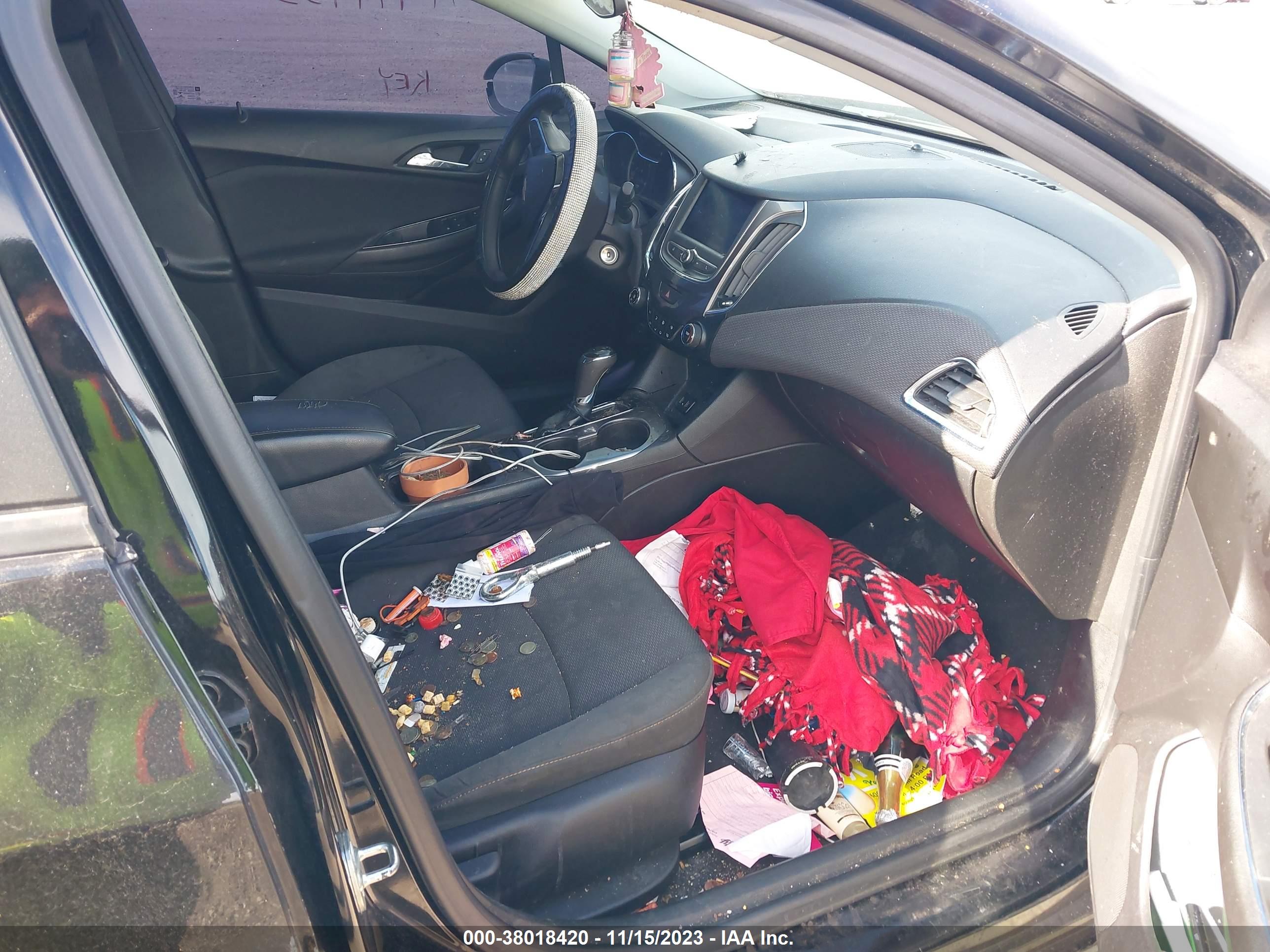 CHEVROLET CRUZE image 5