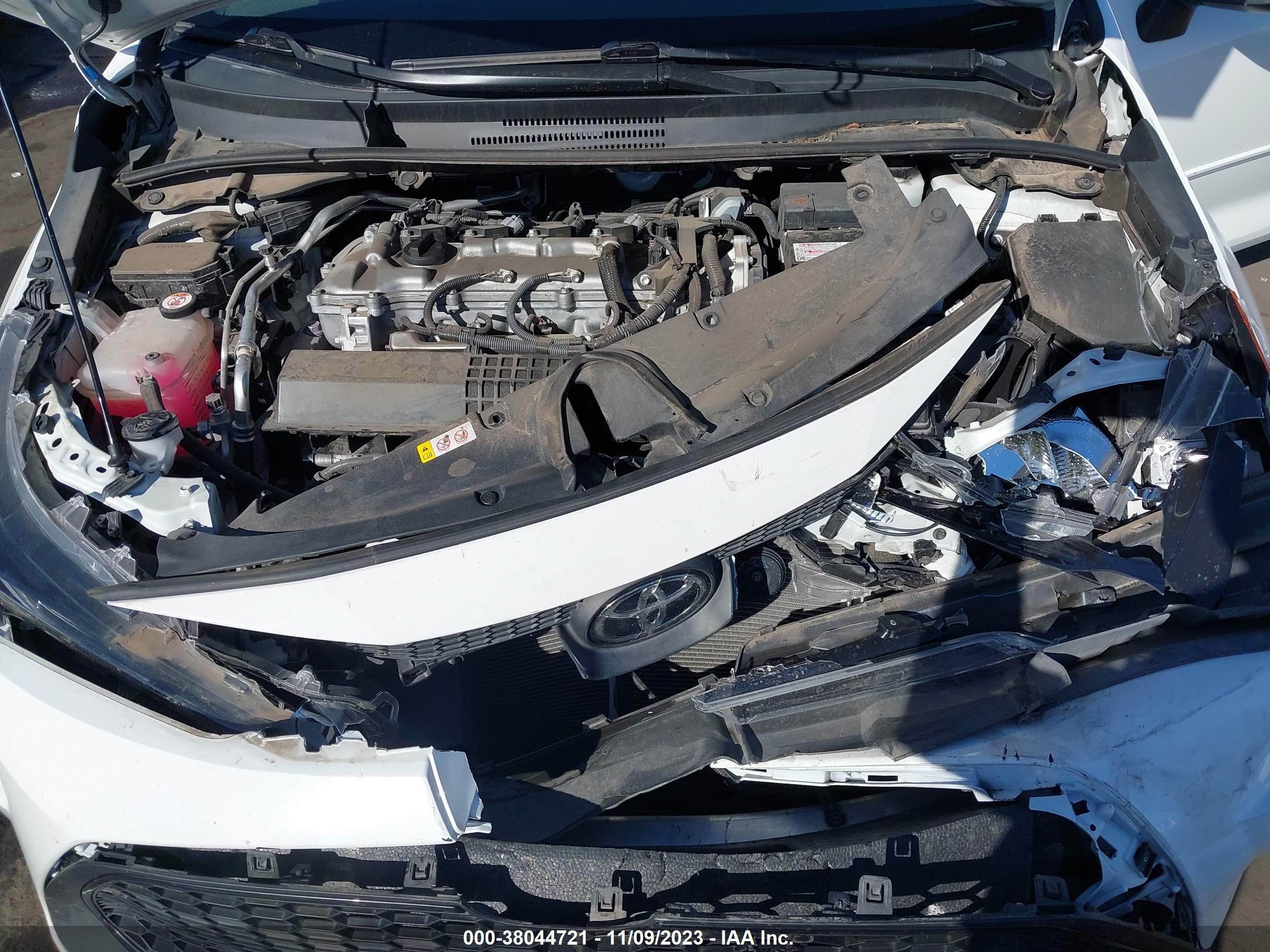 TOYOTA COROLLA image 10
