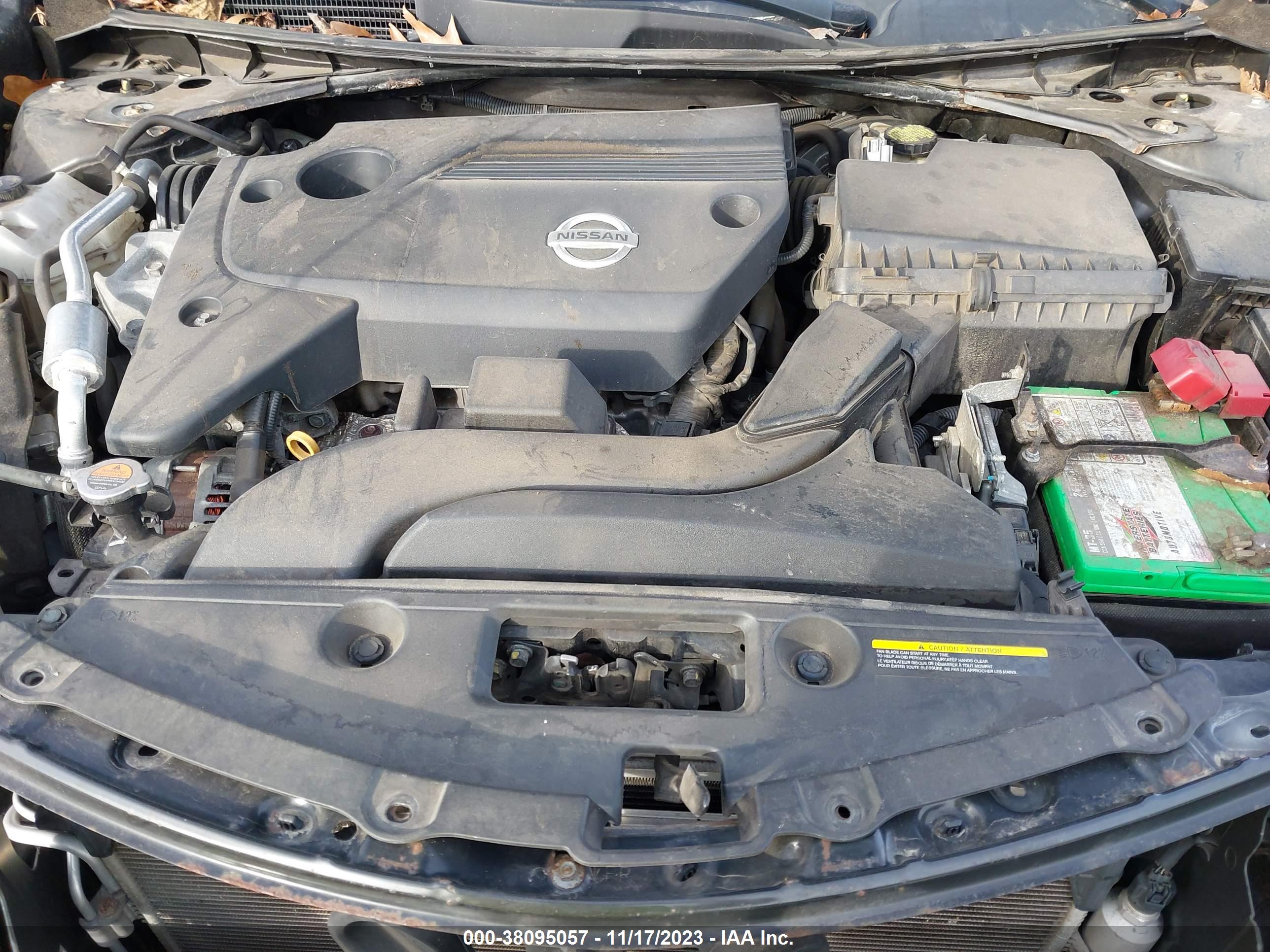 NISSAN ALTIMA image 10