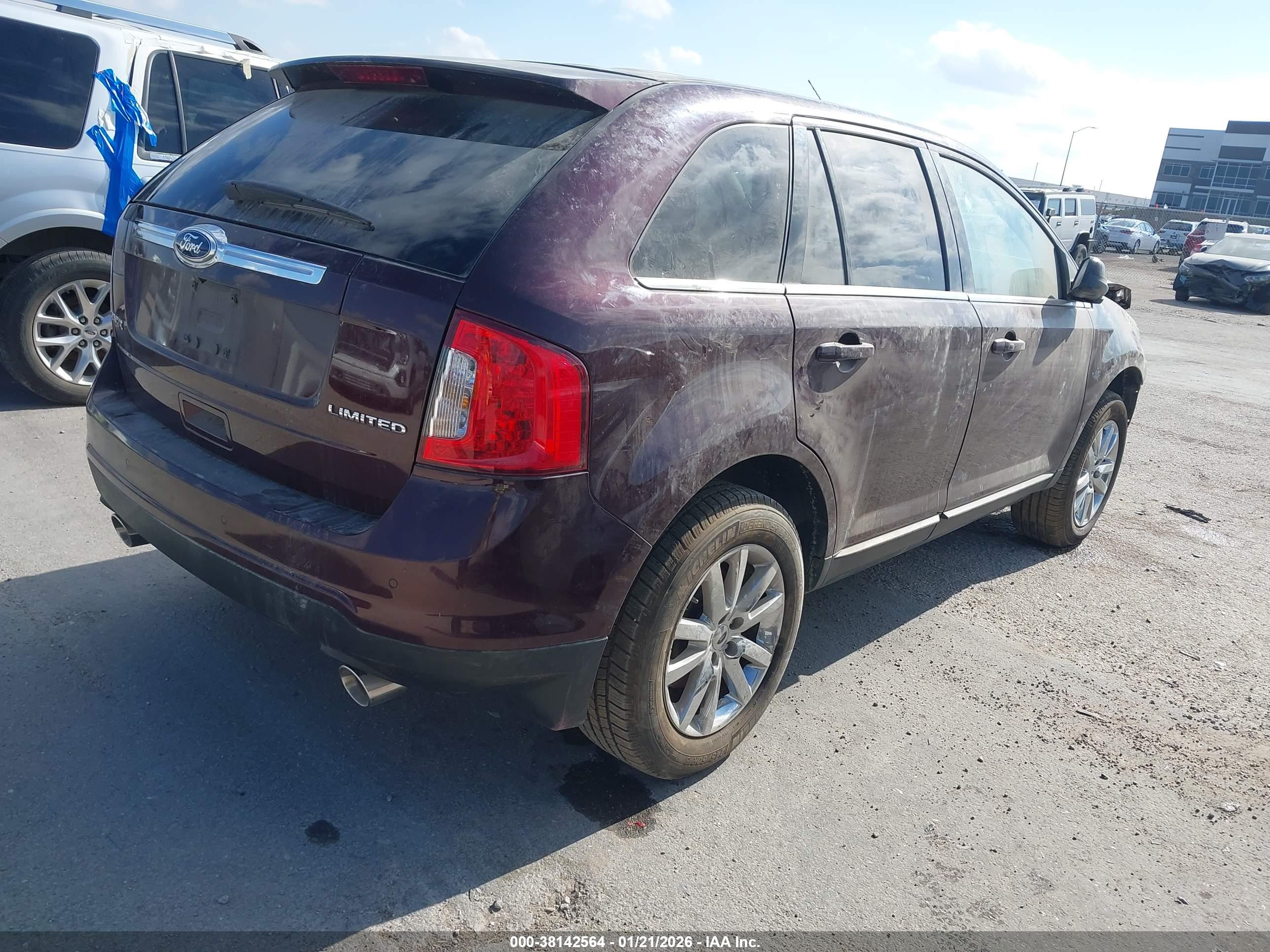 FORD EDGE image 4