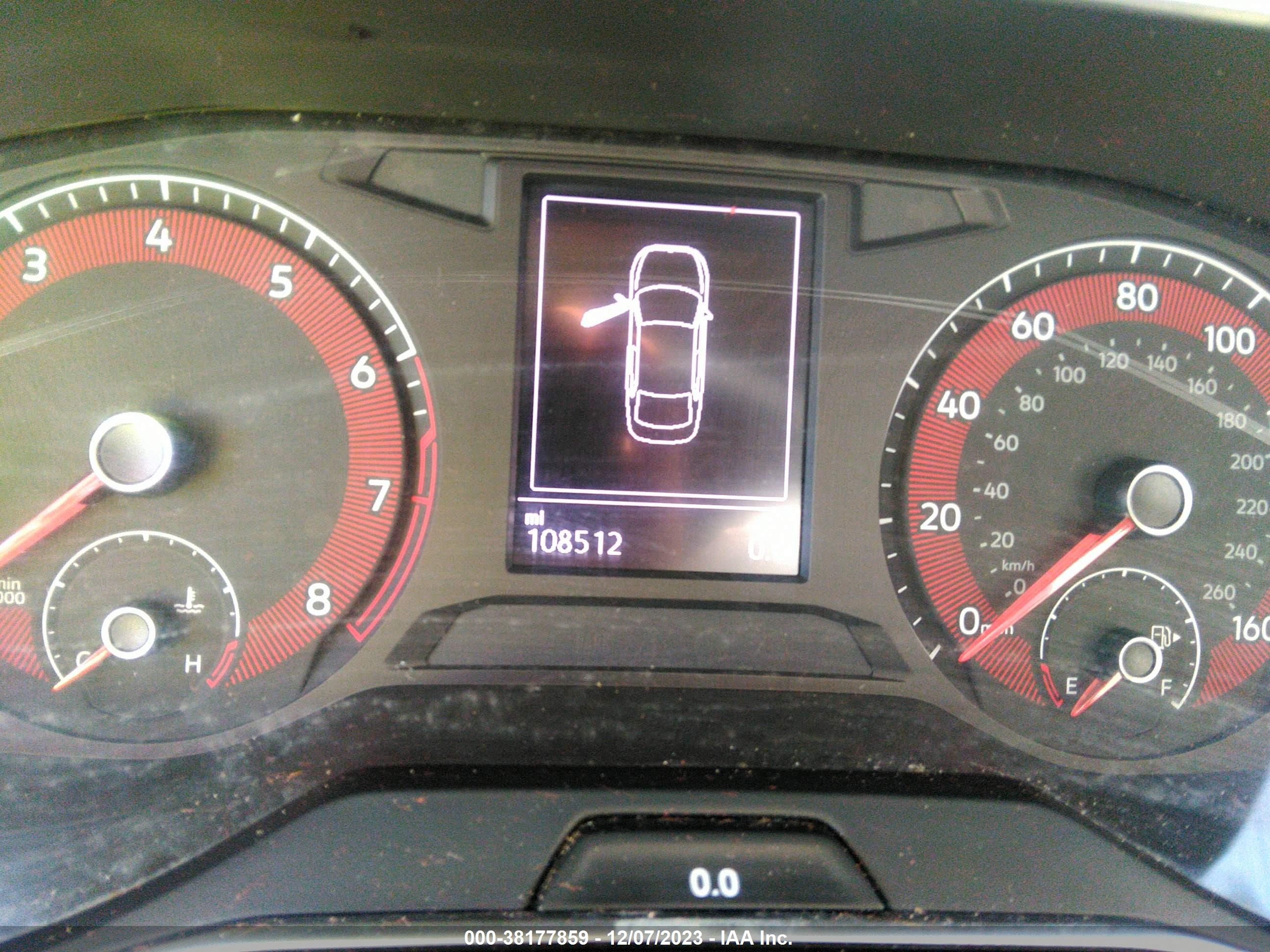 VOLKSWAGEN JETTA image 7