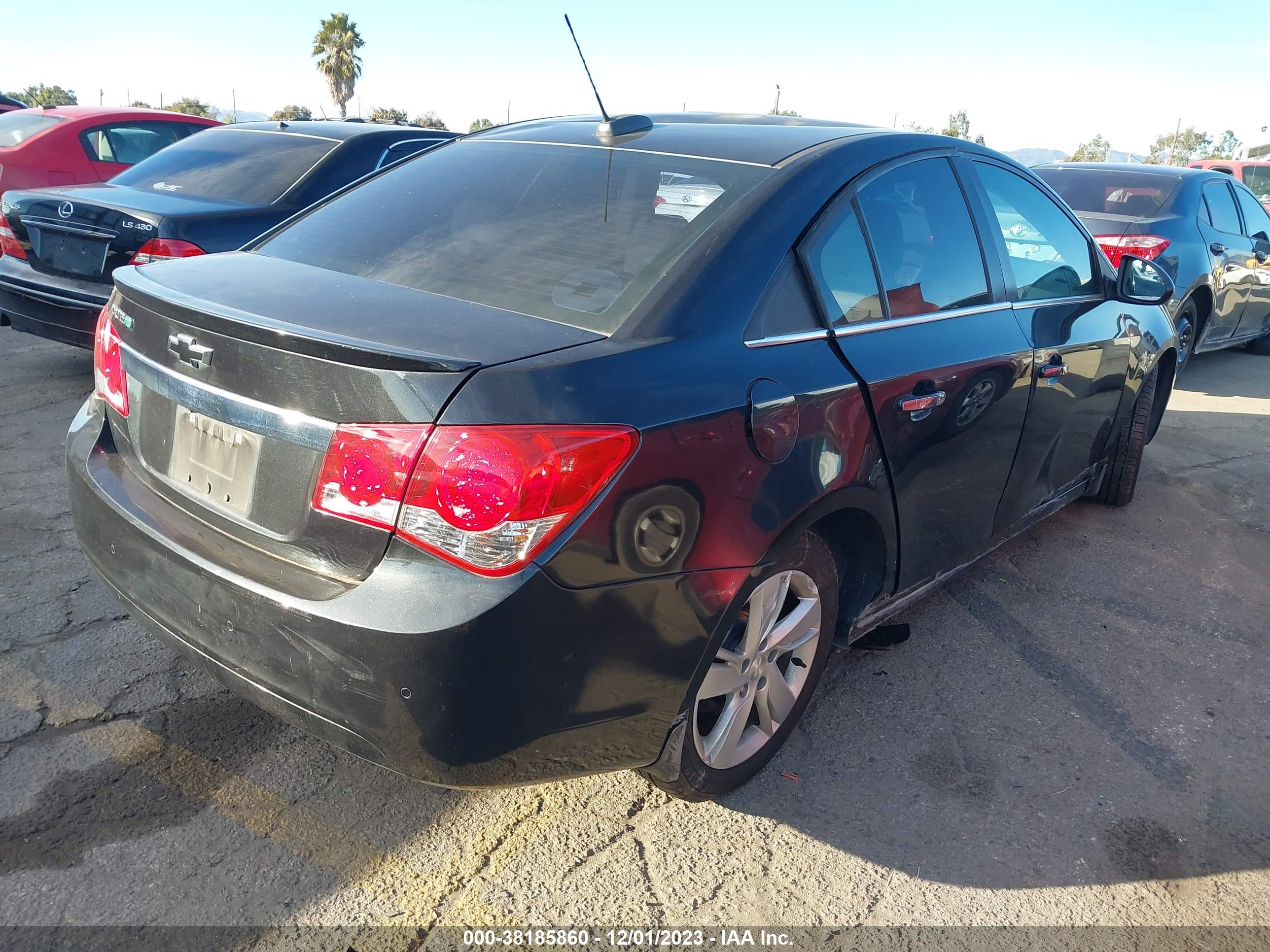 CHEVROLET CRUZE image 4