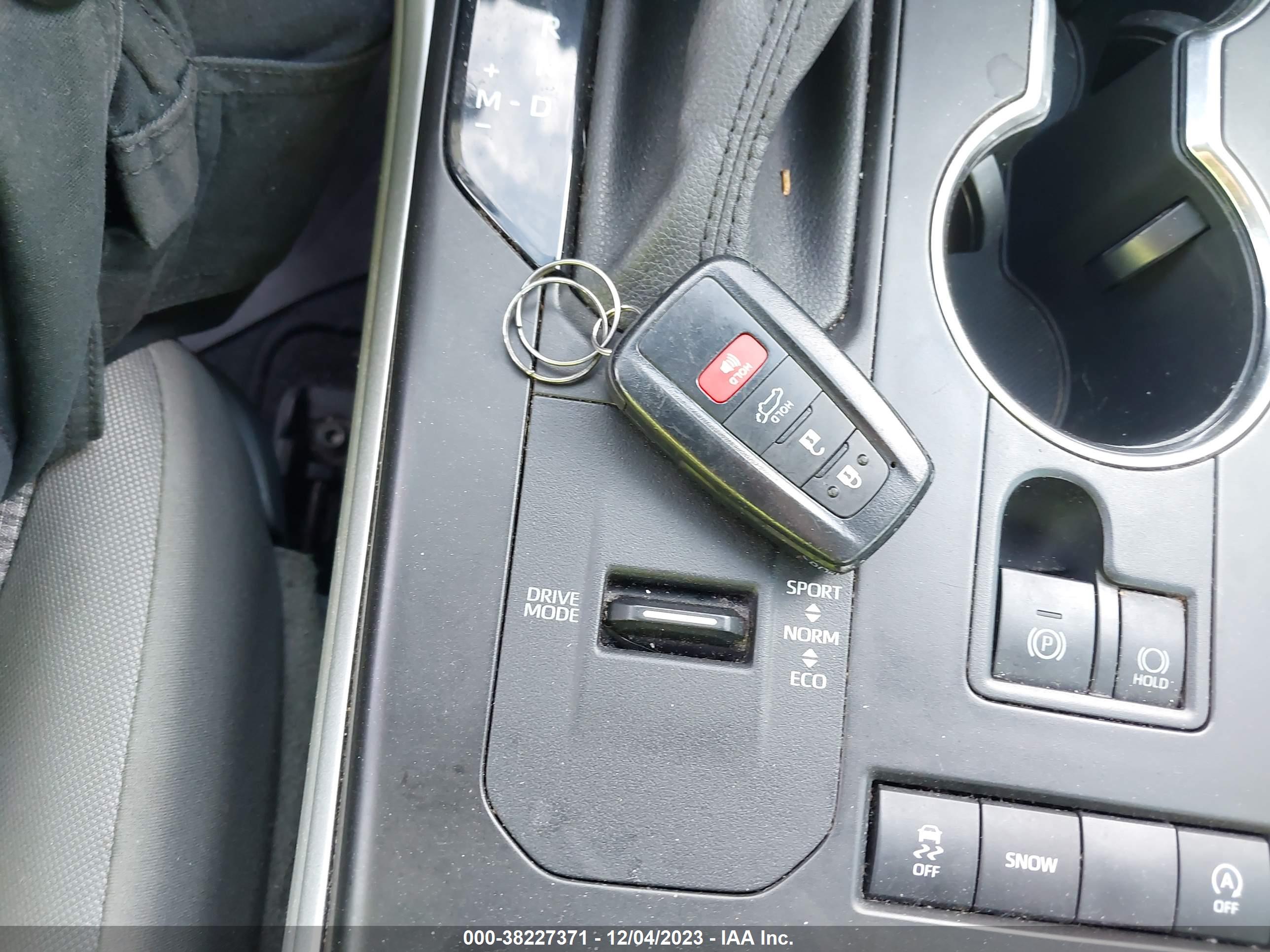 TOYOTA HIGHLANDER image 11