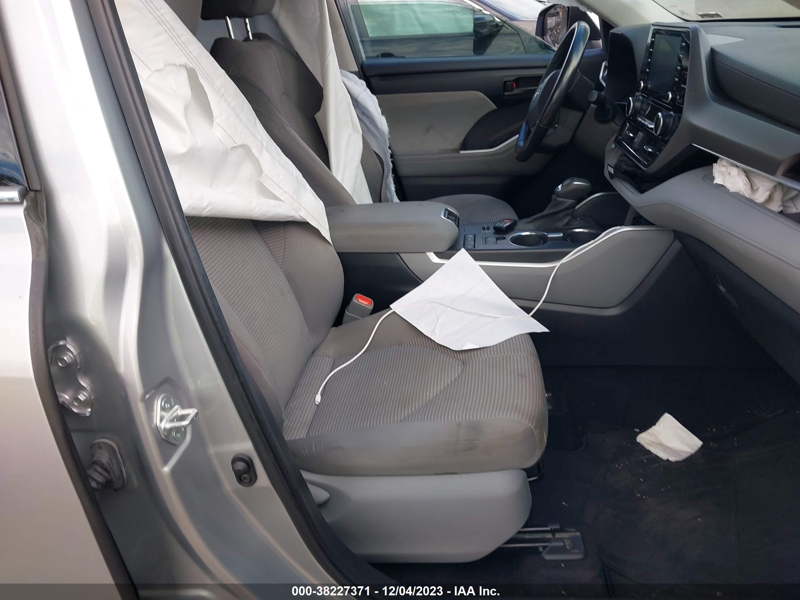 TOYOTA HIGHLANDER image 5