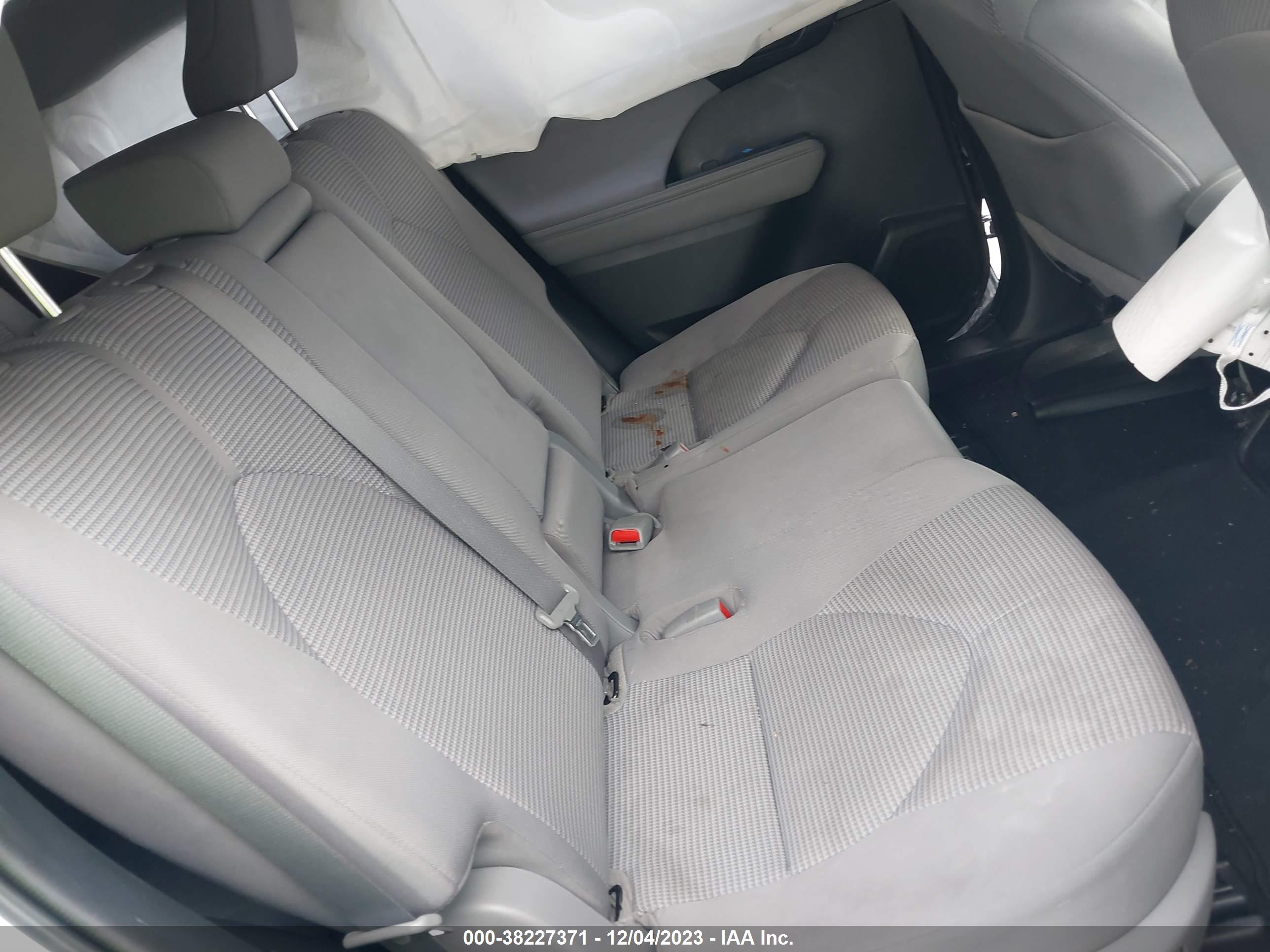 TOYOTA HIGHLANDER image 8