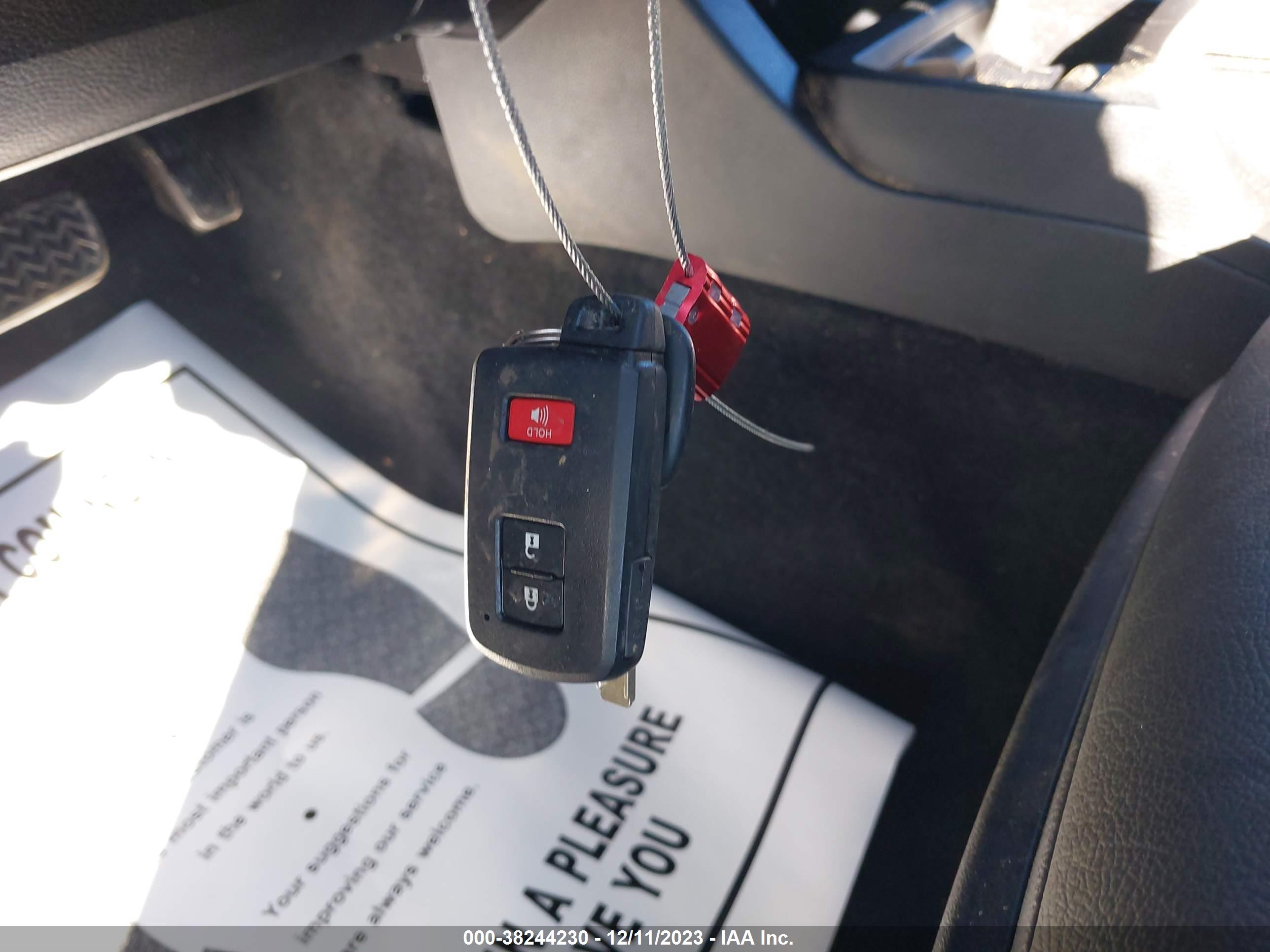 TOYOTA TACOMA image 11