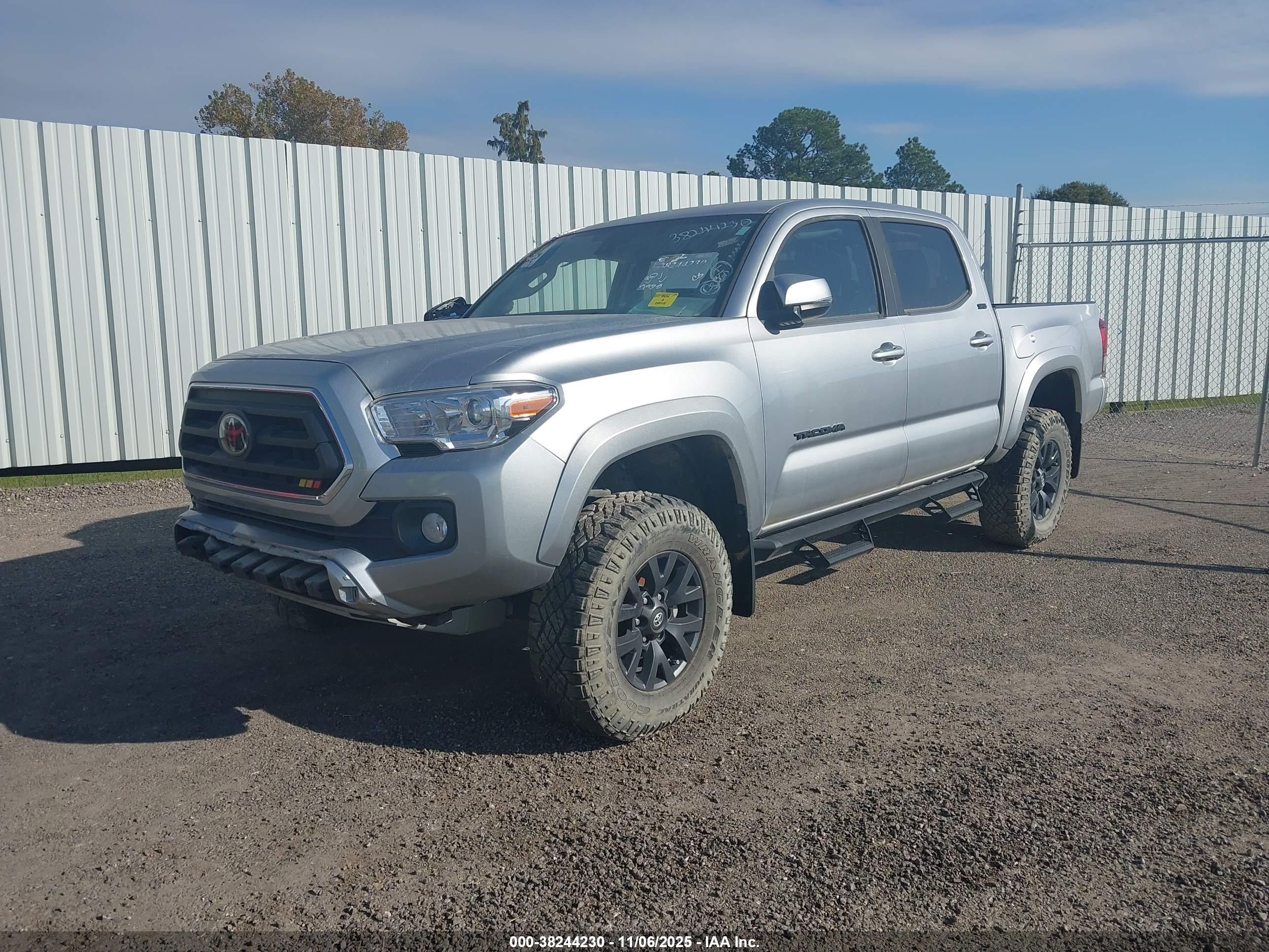 TOYOTA TACOMA image 2