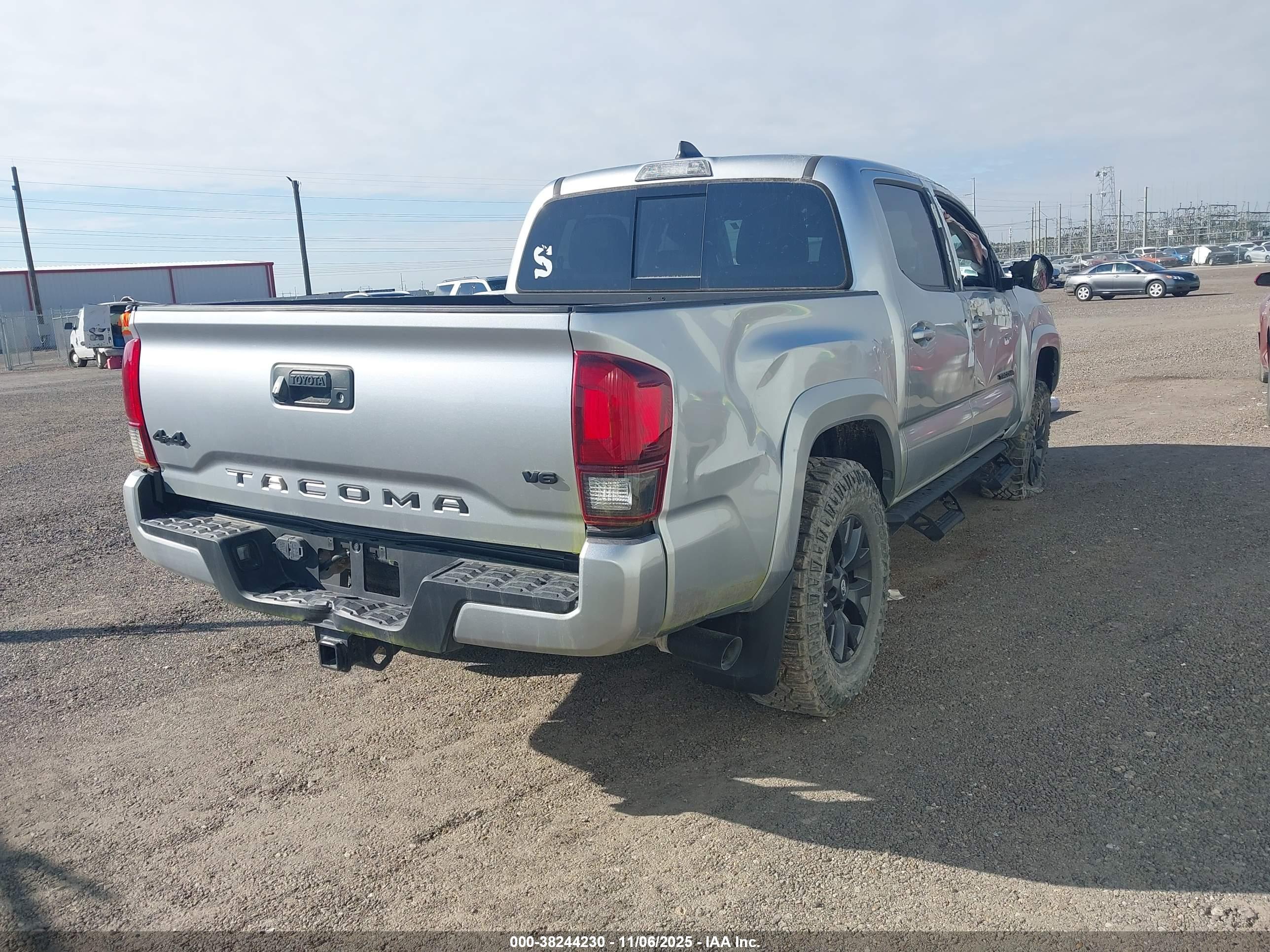 TOYOTA TACOMA image 4