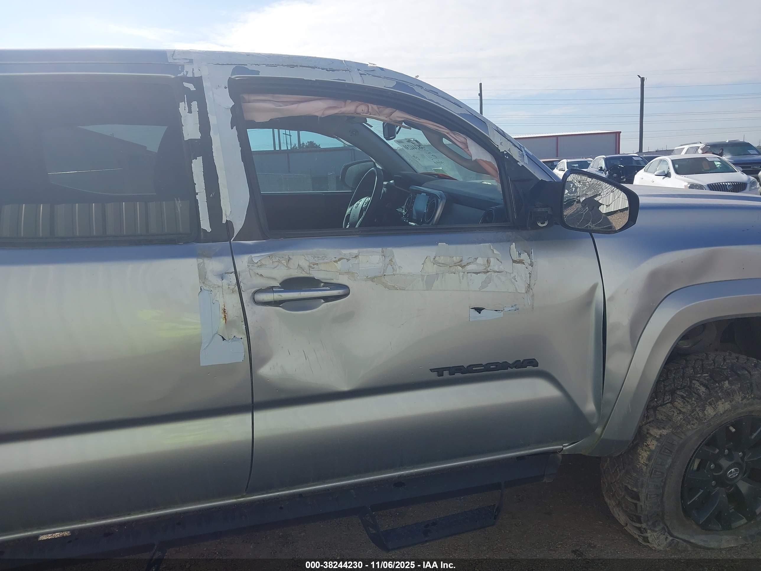 TOYOTA TACOMA image 6