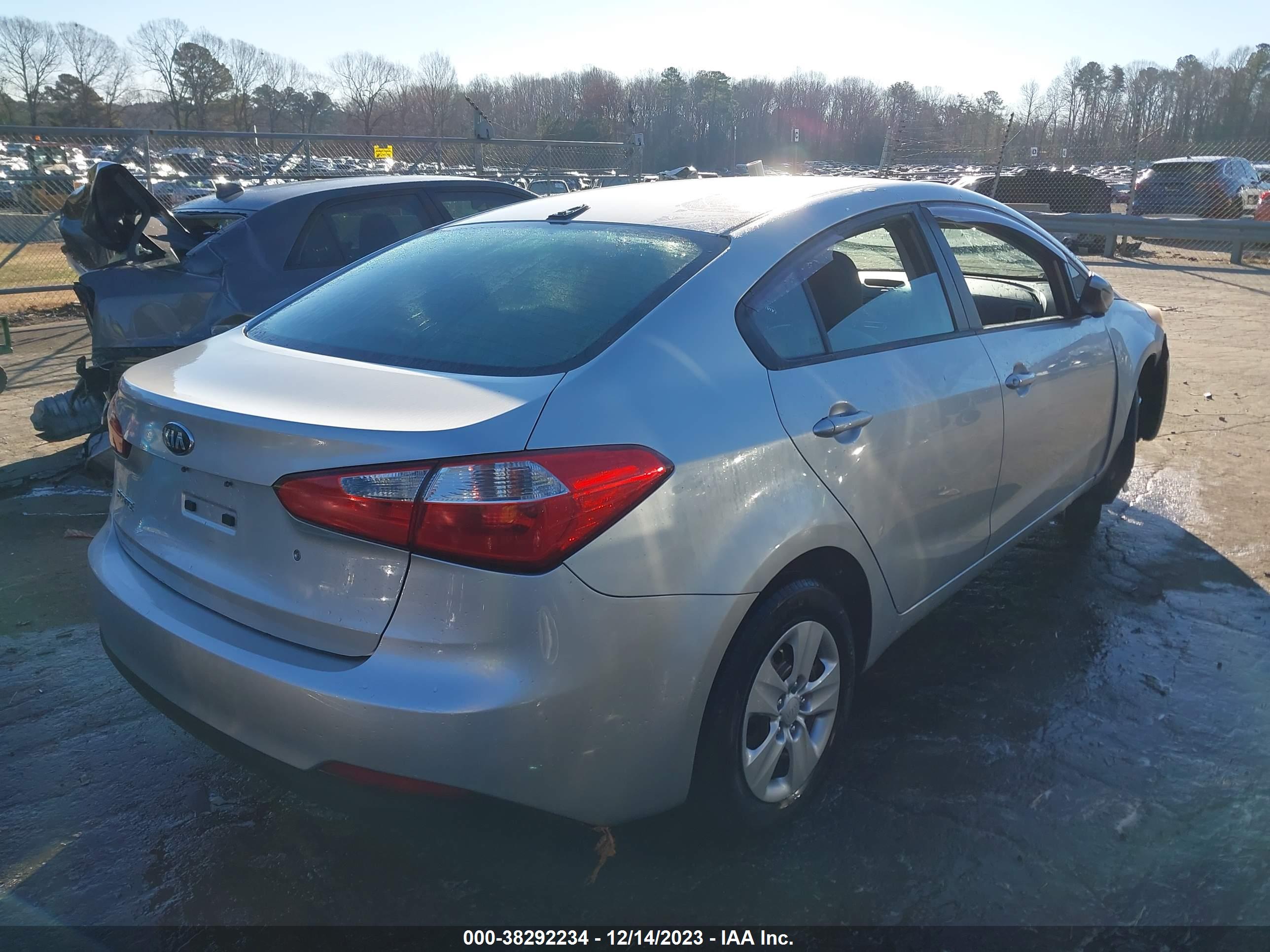 KIA FORTE image 4