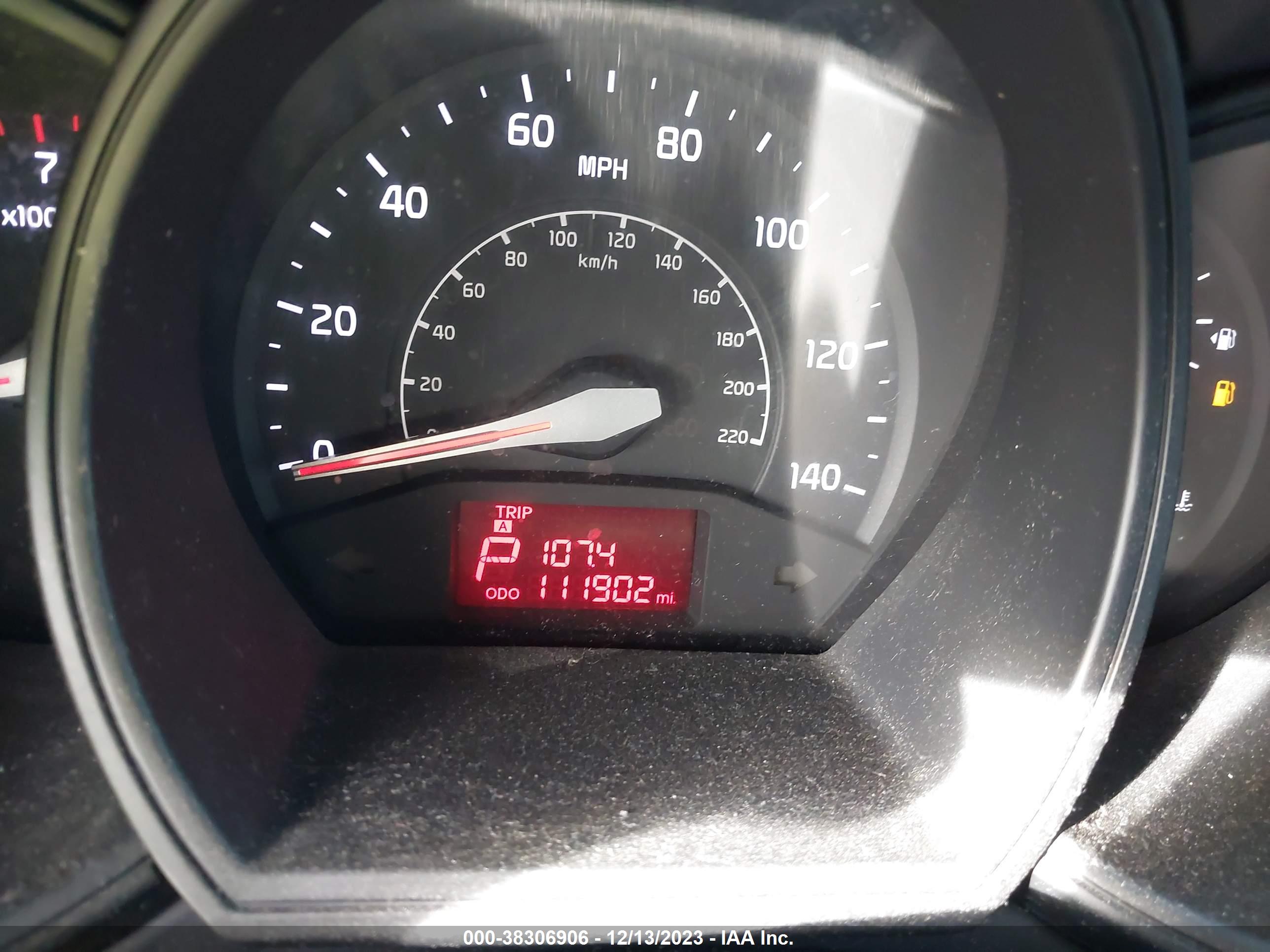 KIA RIO image 7