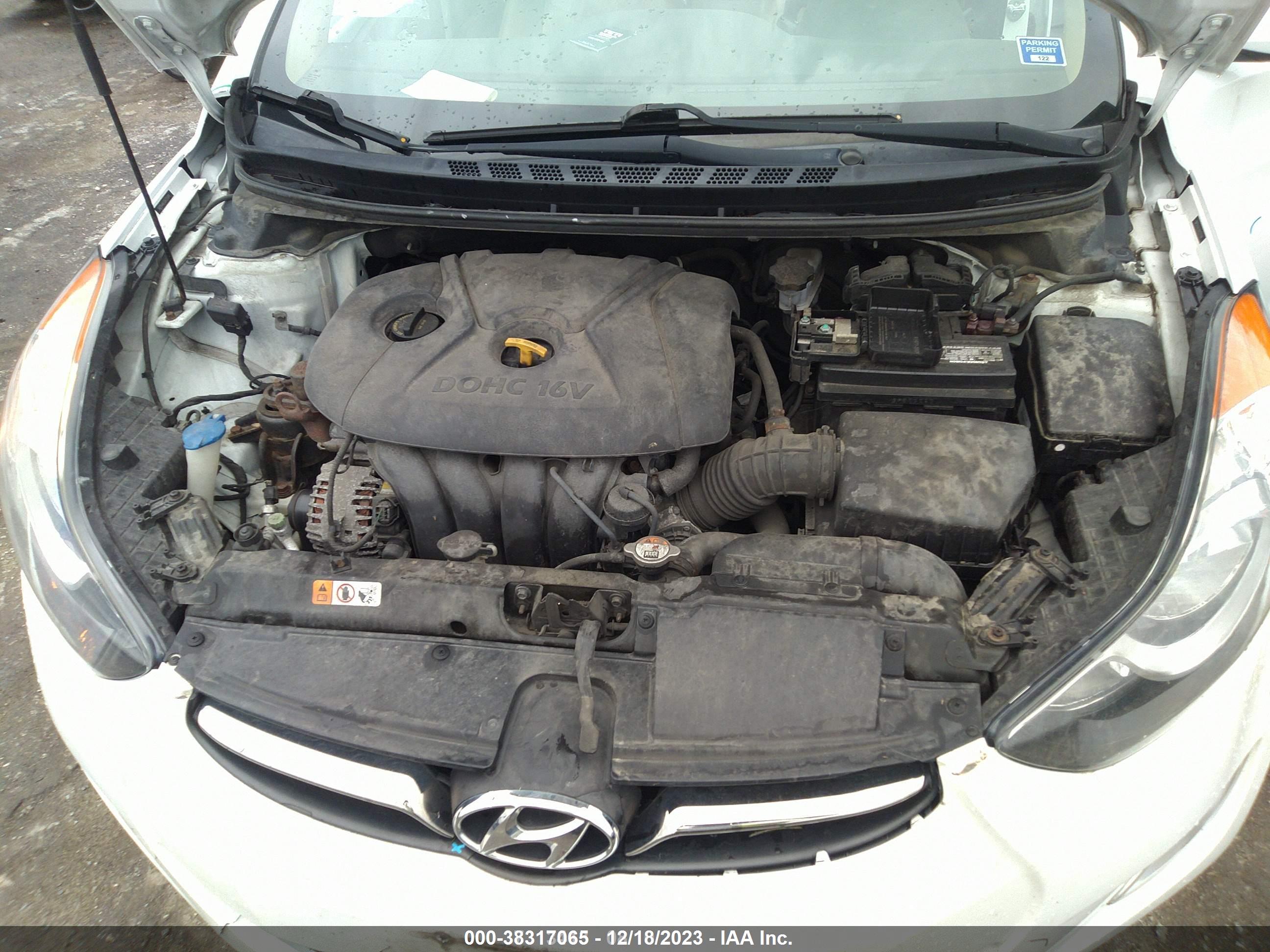 HYUNDAI ELANTRA image 10