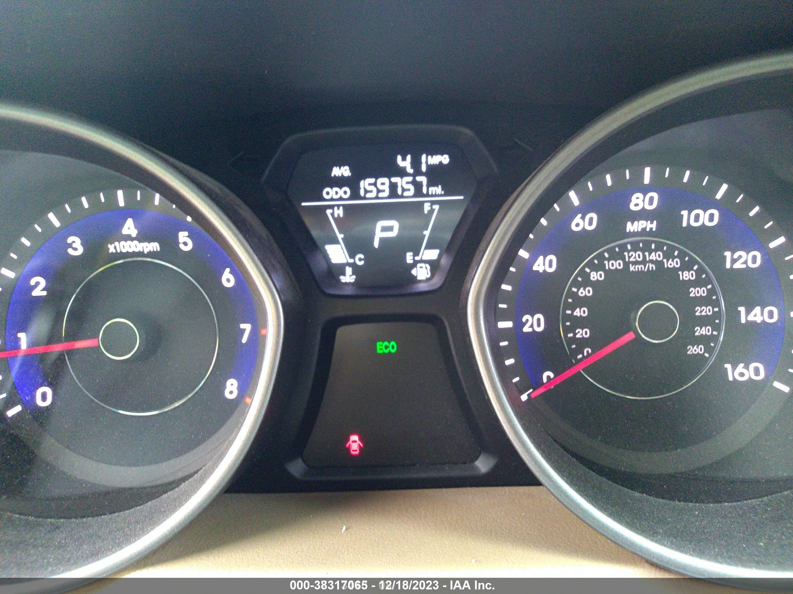 HYUNDAI ELANTRA image 7