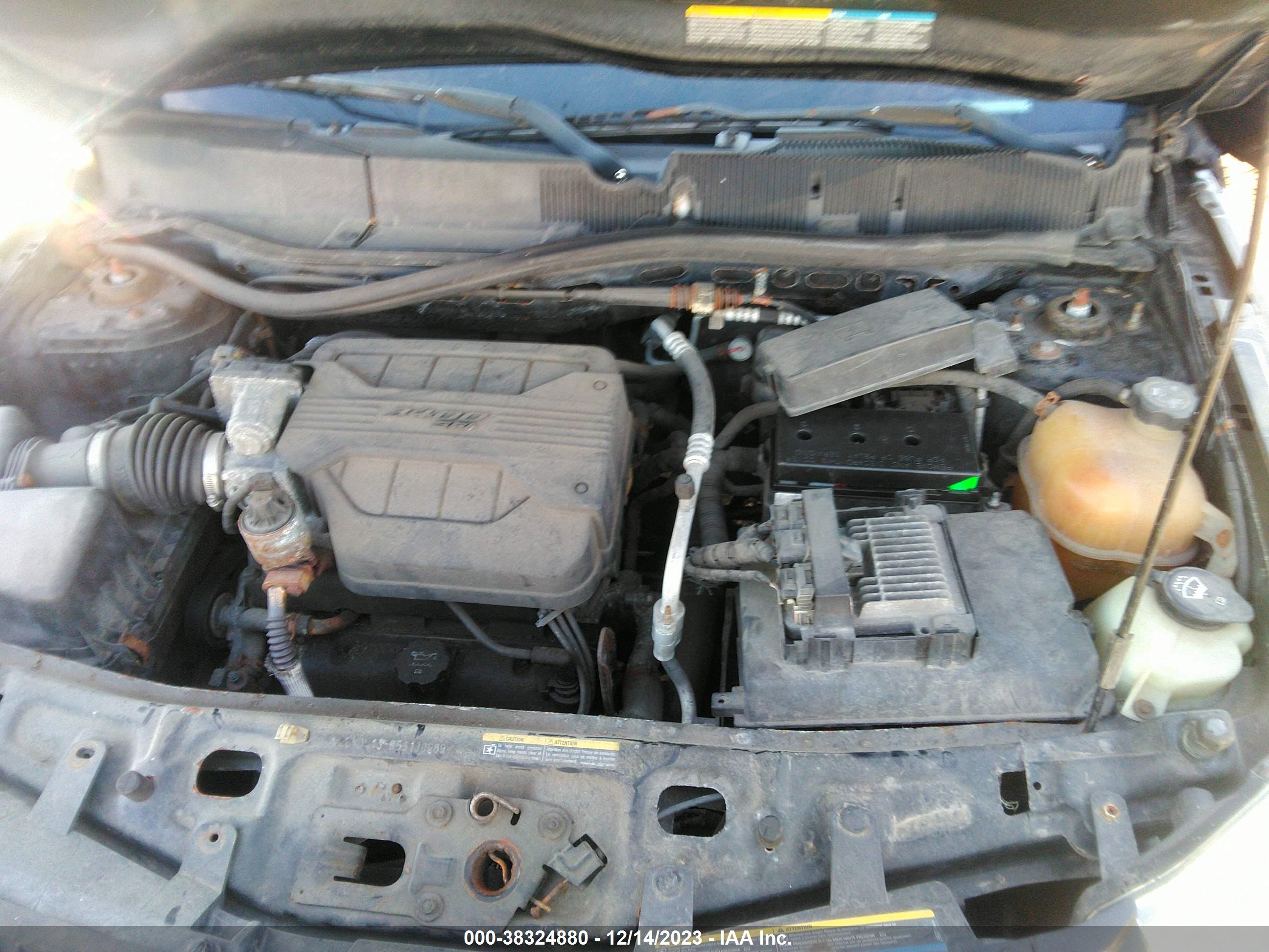 CHEVROLET EQUINOX image 10