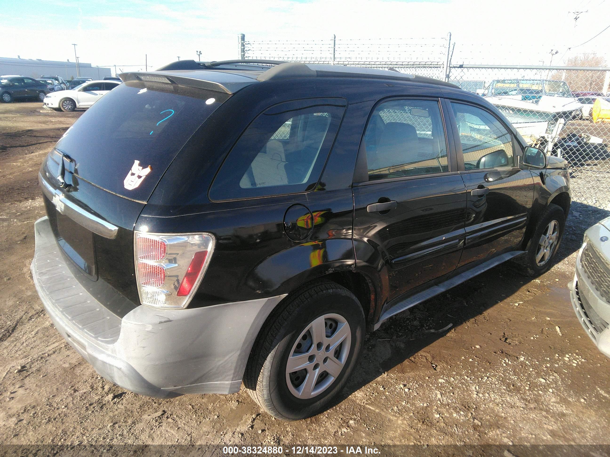 CHEVROLET EQUINOX image 4
