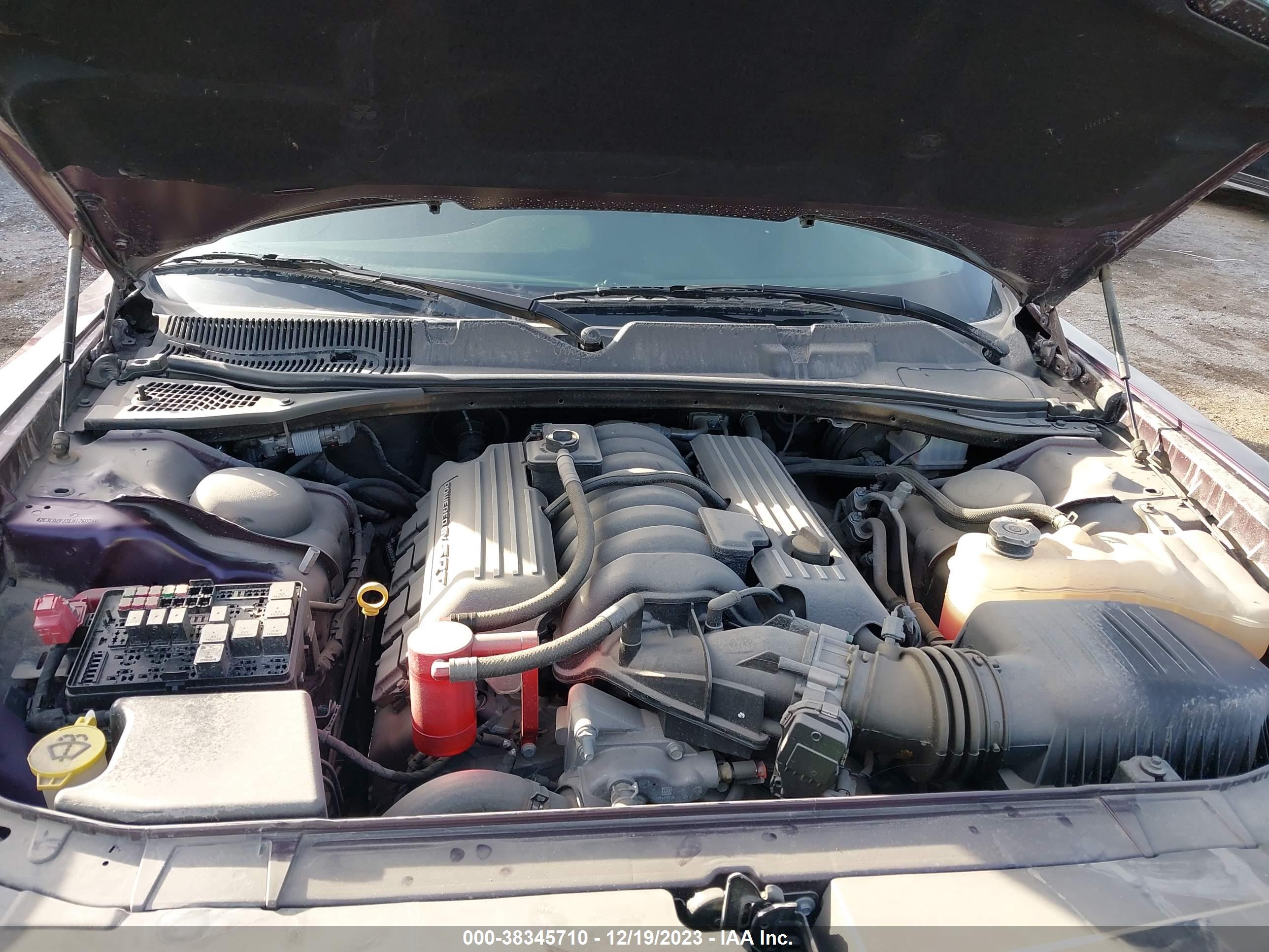 DODGE CHALLENGER image 10