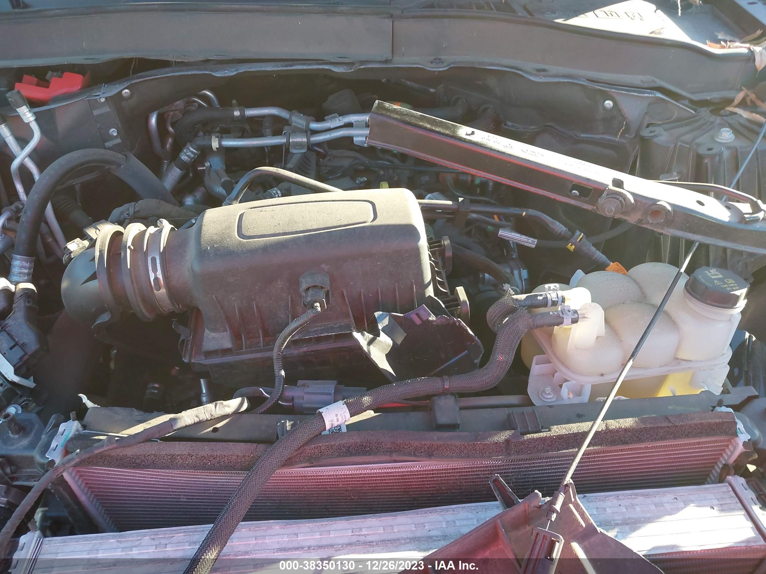 FORD EXPLORER image 10