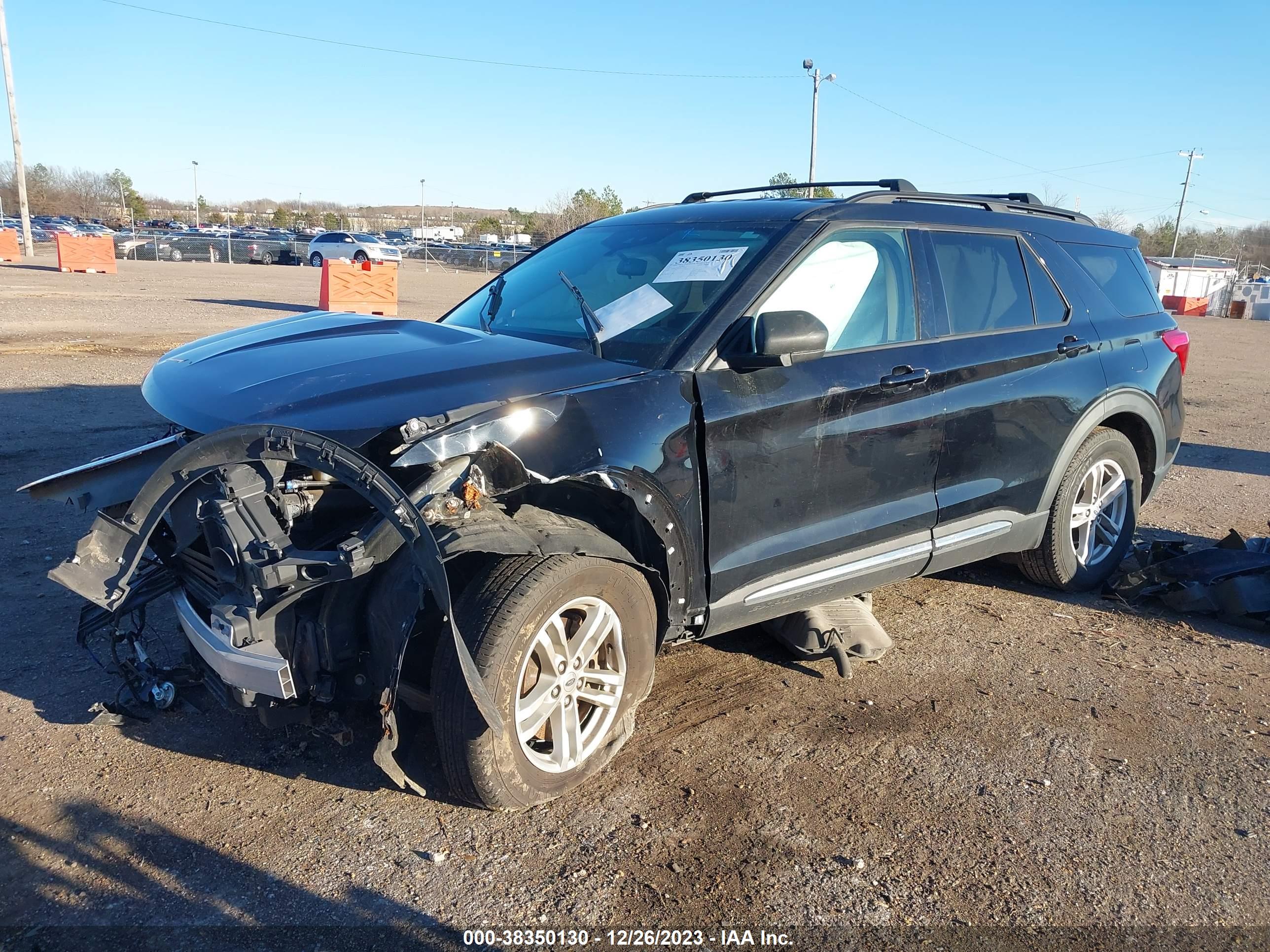FORD EXPLORER image 2