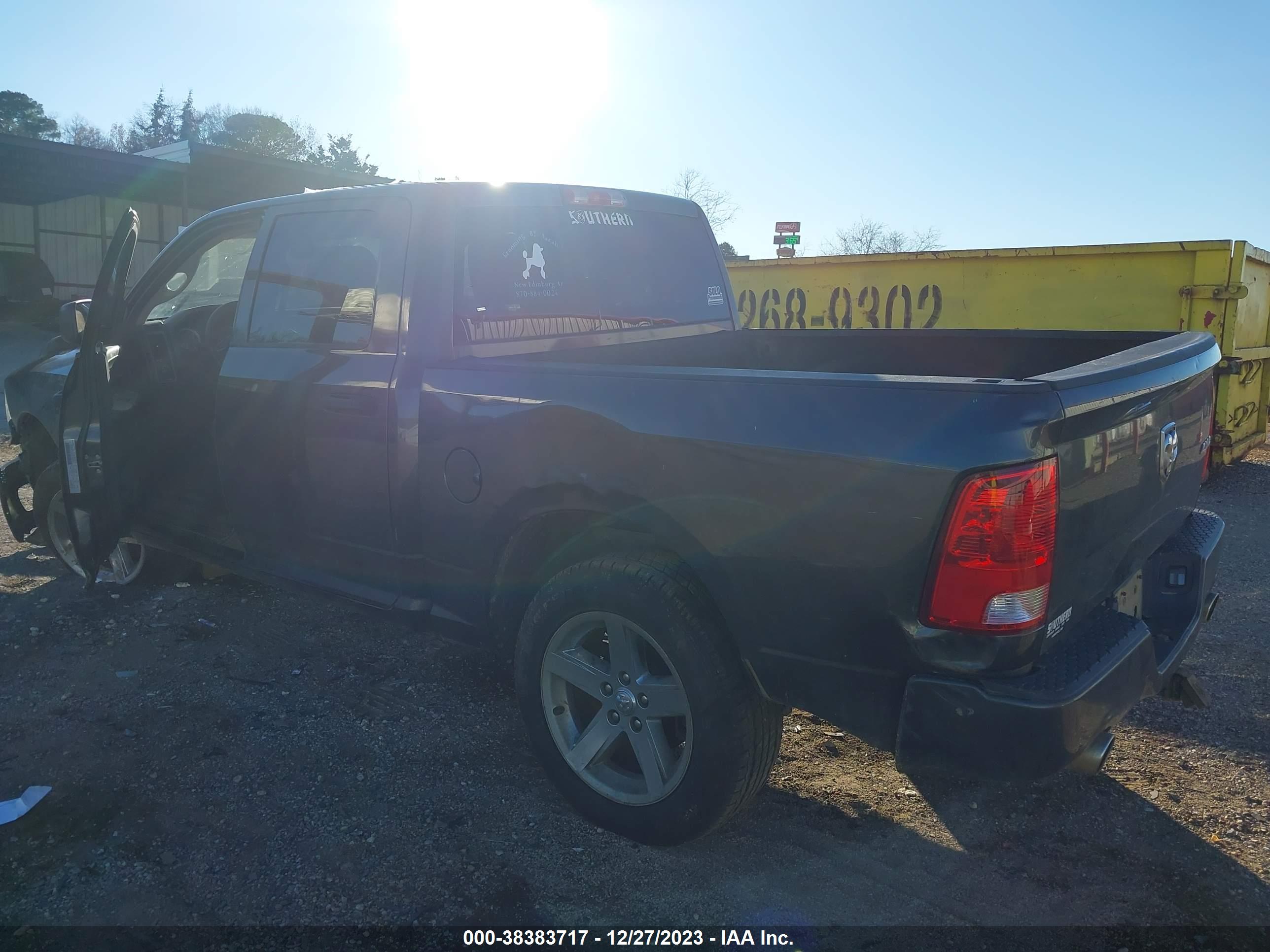 RAM 1500 image 3
