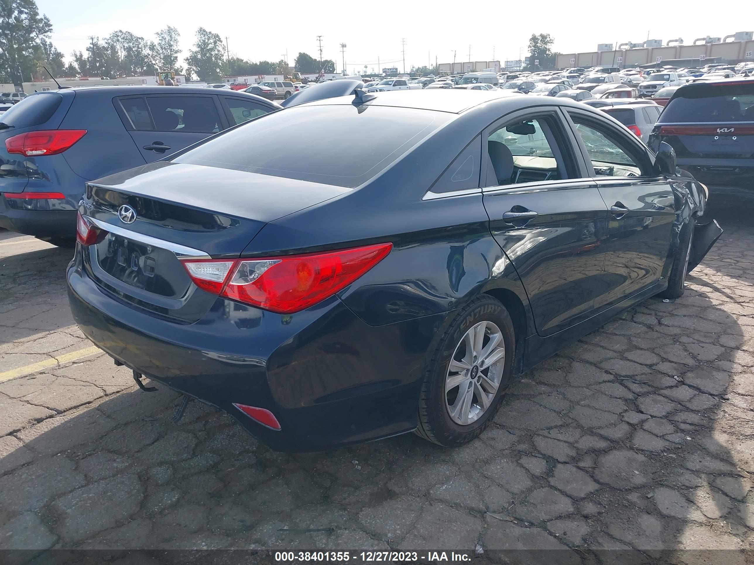 HYUNDAI SONATA image 4