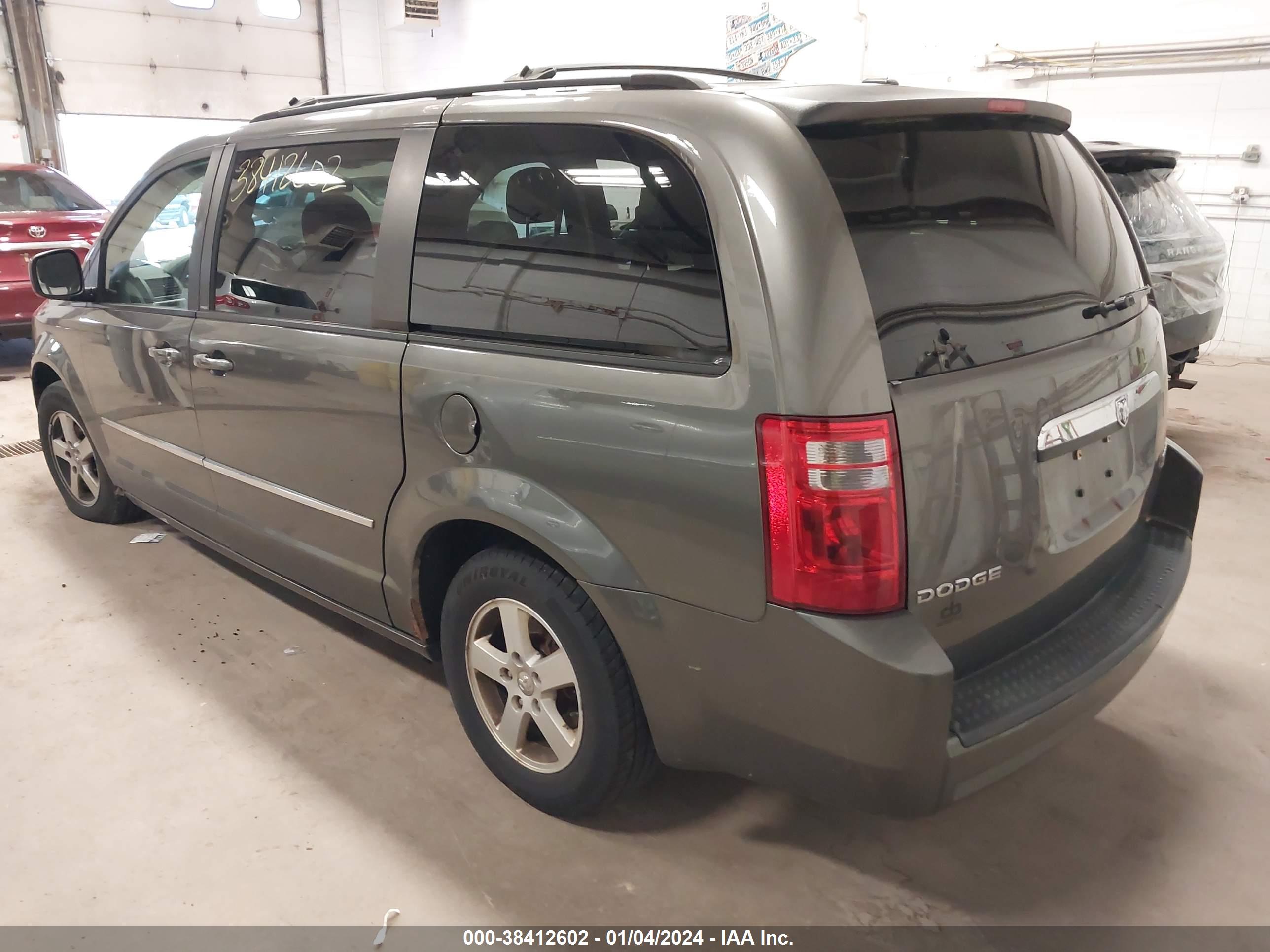 DODGE GRAND image 3