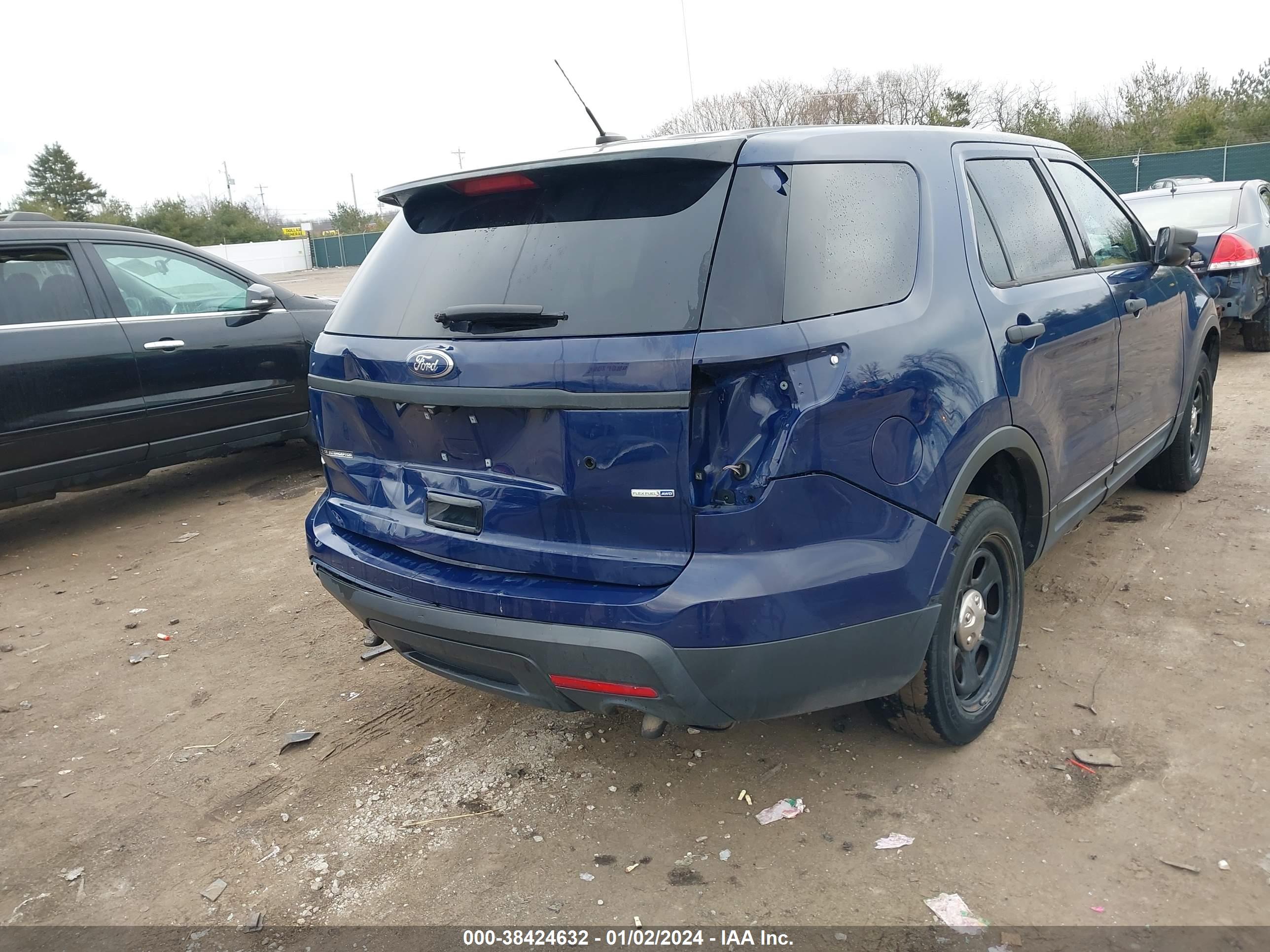 FORD UTILITY image 4