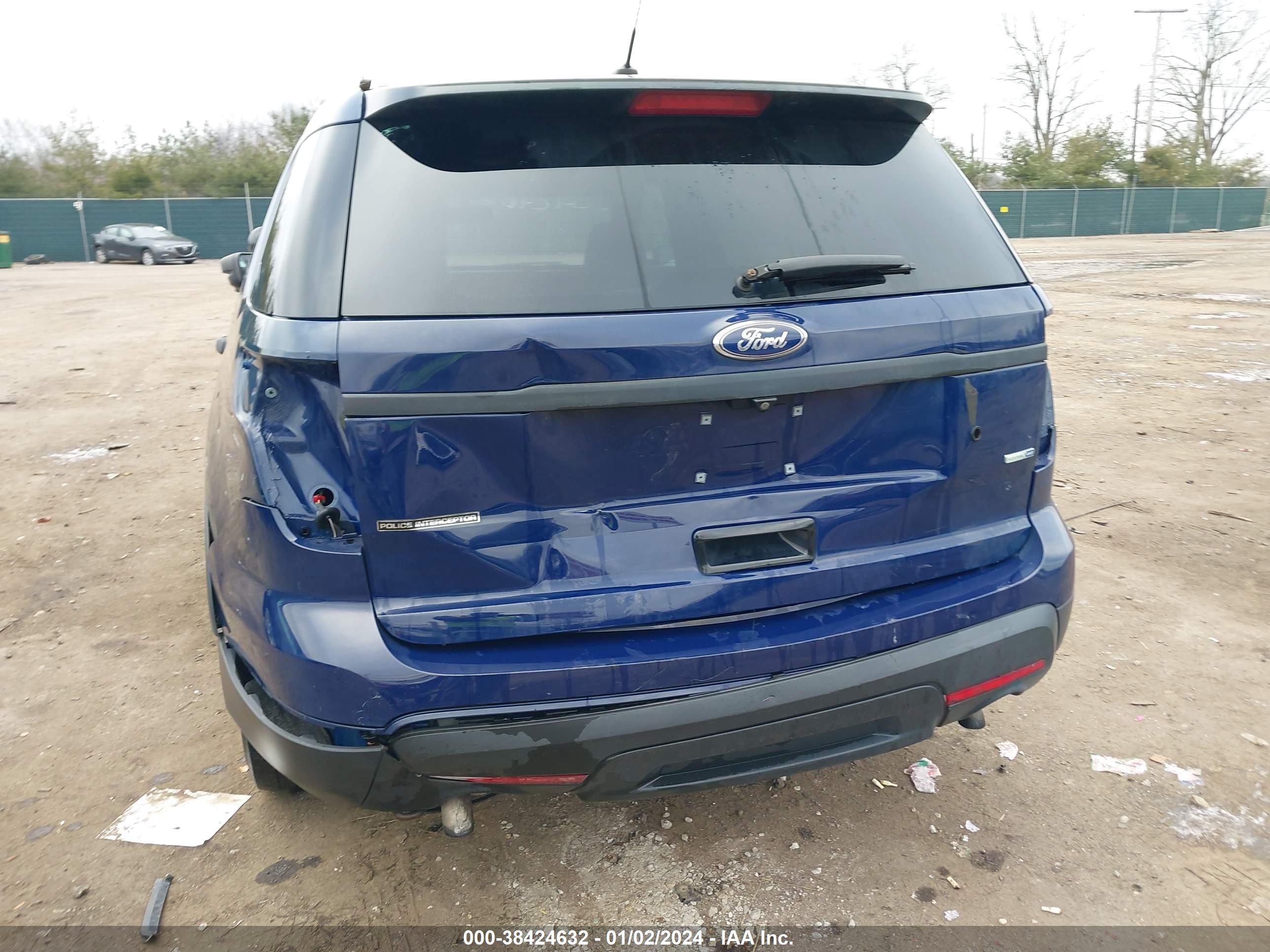 FORD UTILITY image 6